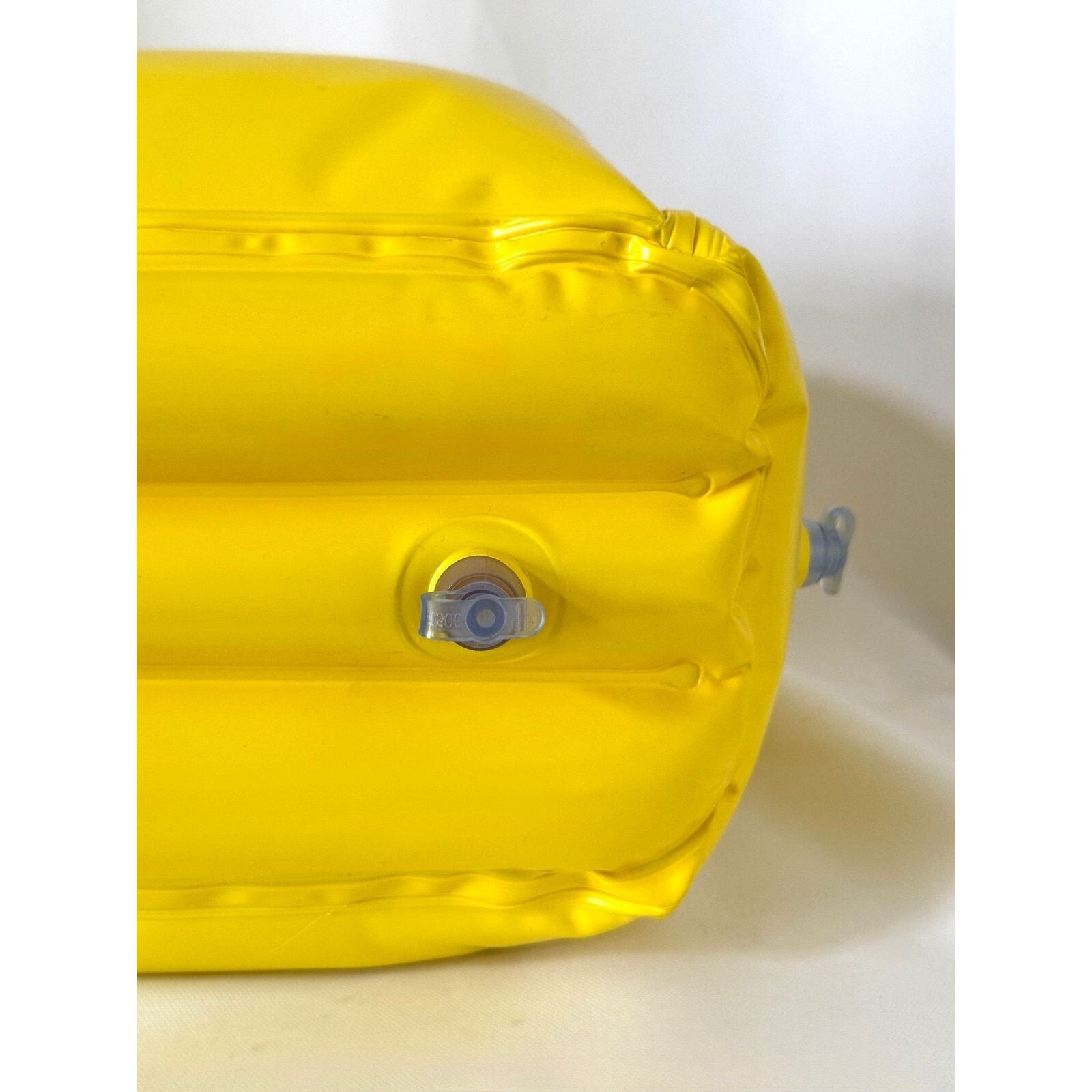 Moschino SS23 Moschino Yellow Inflatable Pool Float PVC Tote Bag Size ONE SIZE - 12 Thumbnail