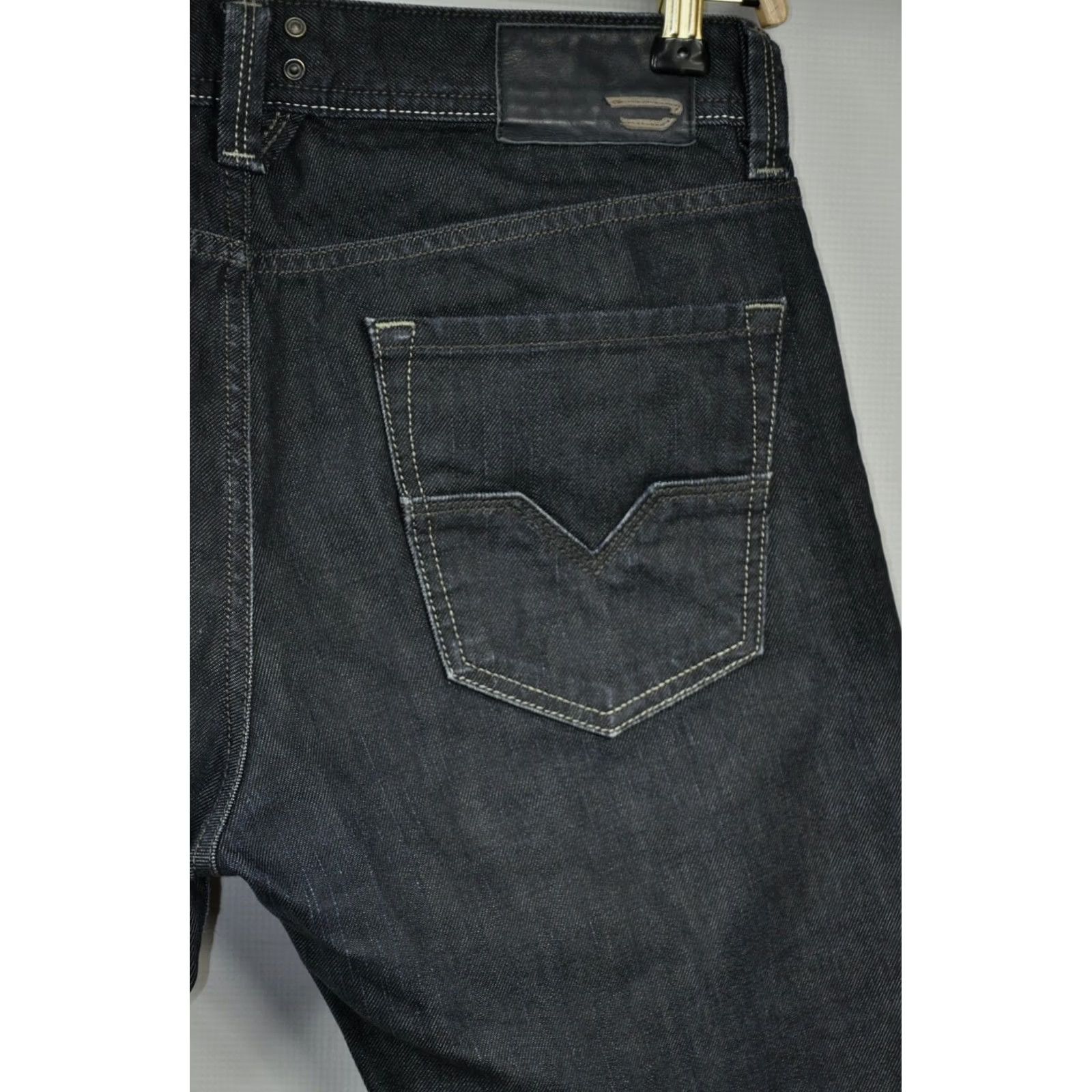 Diesel DIESEL LARKEE 0088Z REGULAR STRAIGHT Jeans Men W31/L30 Black 100% Cotton Made in Italy Size US 31 - 5 Thumbnail