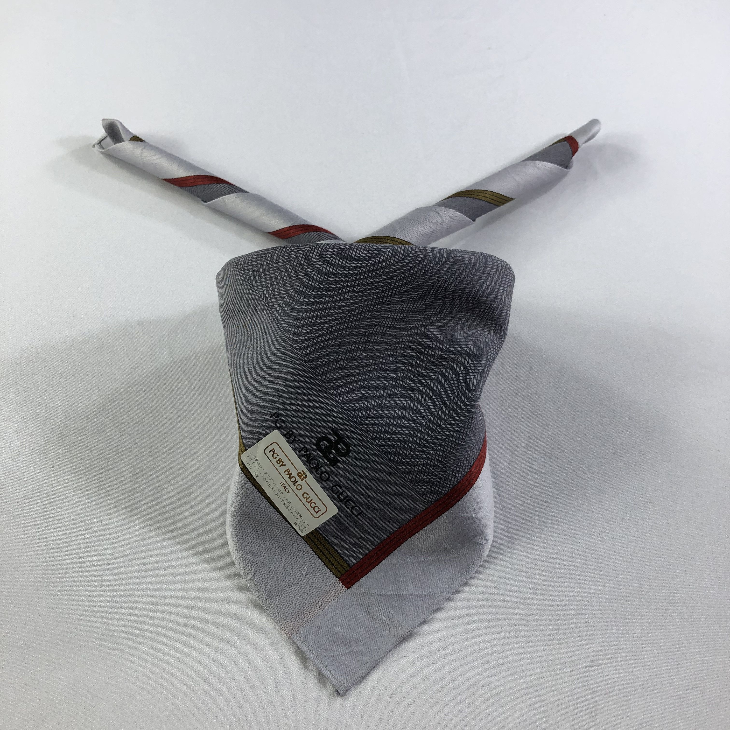 Paolo Gucci Paolo Gucci Handkerchief Neckerchief Bandana H1853 Size ONE SIZE - 1 Thumbnail