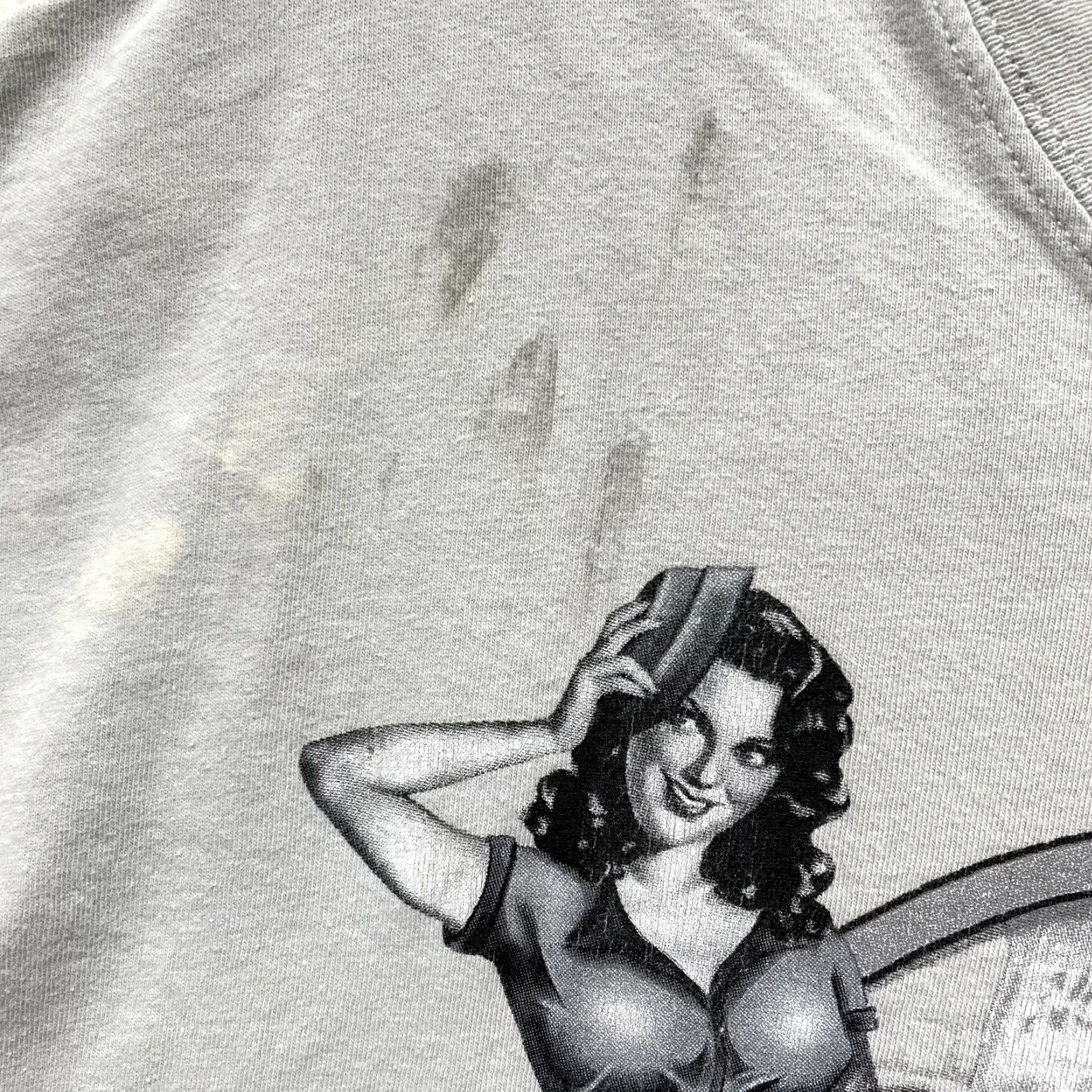 Harley Davidson VINTAGE Harley Davidson T-Shirt Large Graphic Moto Biker Pinup Girl Murfreesboro L Gray Short Sleeve Mens Size US L / EU 52-54 / 3 - 5 Thumbnail