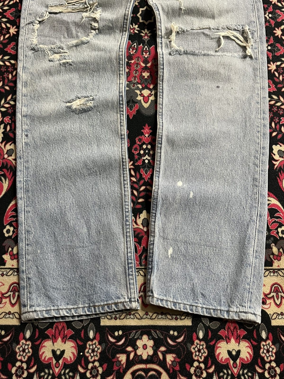 Levi's Vintage Y2K Levi’s 501 Light Blue Washed Distressed Jeans Size 30" / US 8 / IT 44 - 13 Thumbnail