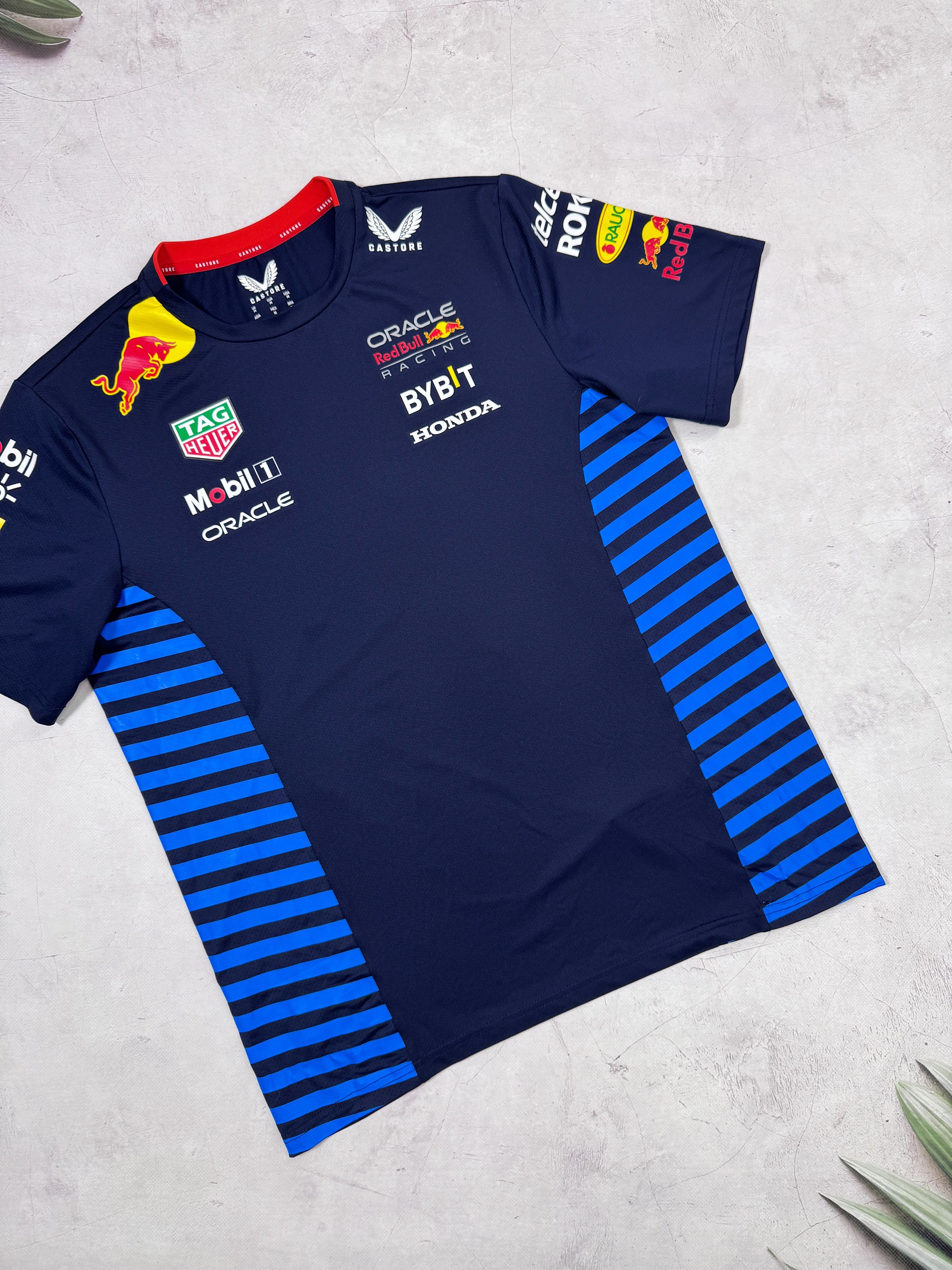 Castore 2024 Oracle Red Bull Racing Formula1 Team T-Shirt by Castore Size US M / EU 48-50 / 2 - 4 Thumbnail