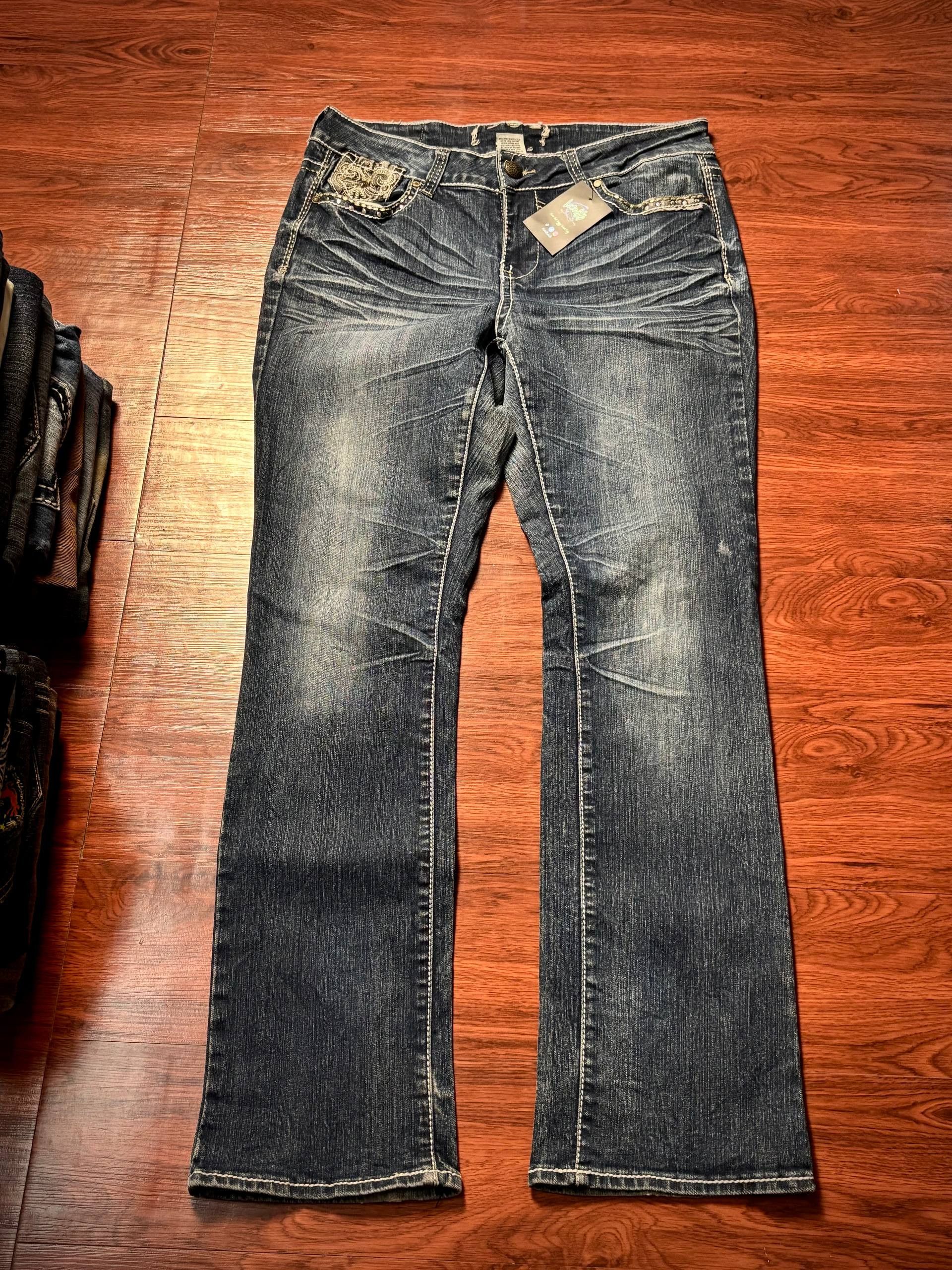 Miss Me Vintage Y2K Hydraulic Jeans Gold Embroidered Bootcut Jeans Size 32" / US 10 / IT 46 - 4 Thumbnail