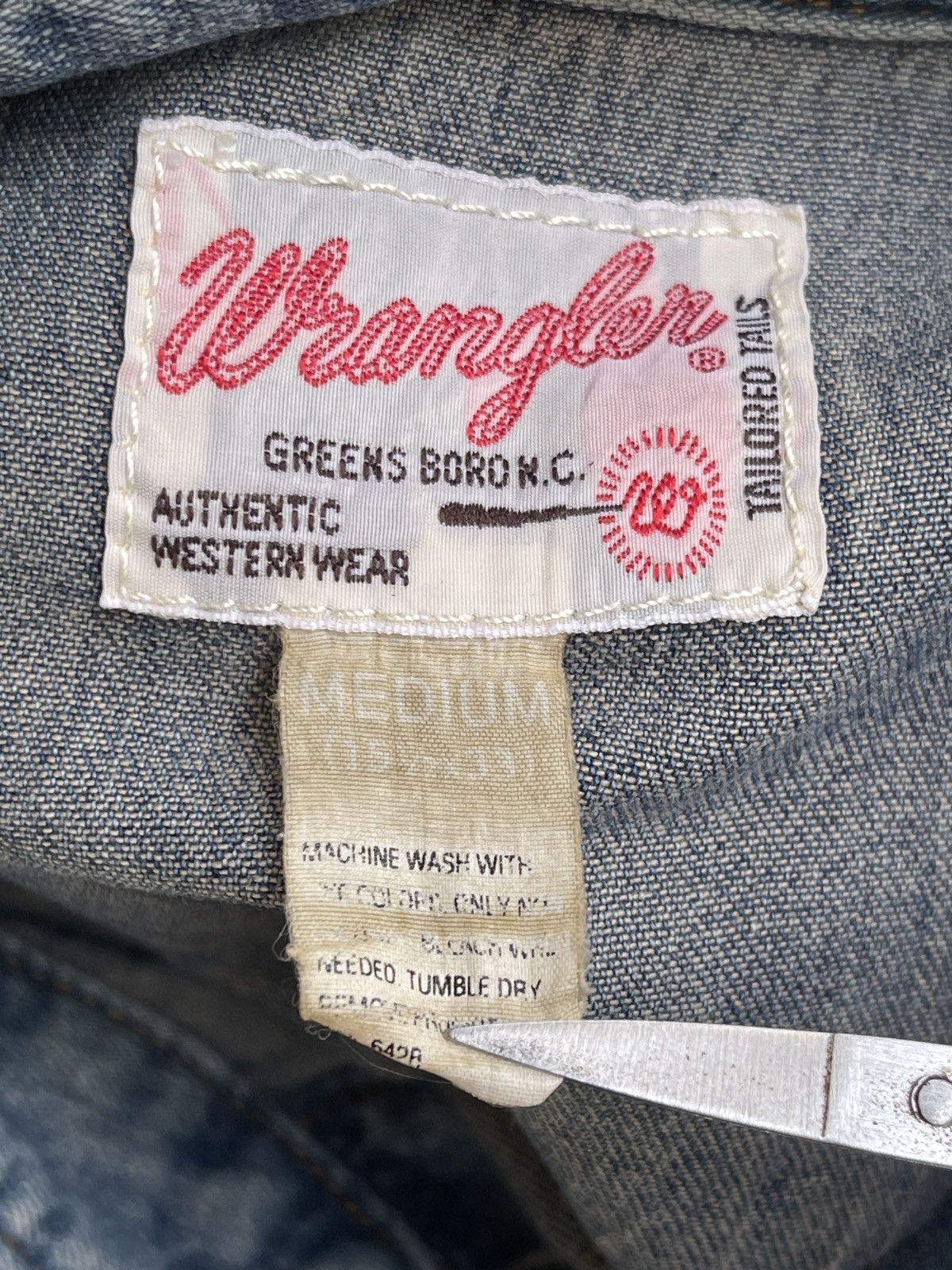 Vintage Vintage Wrangler Western Wear Shirt Size US M / EU 48-50 / 2 - 11 Thumbnail