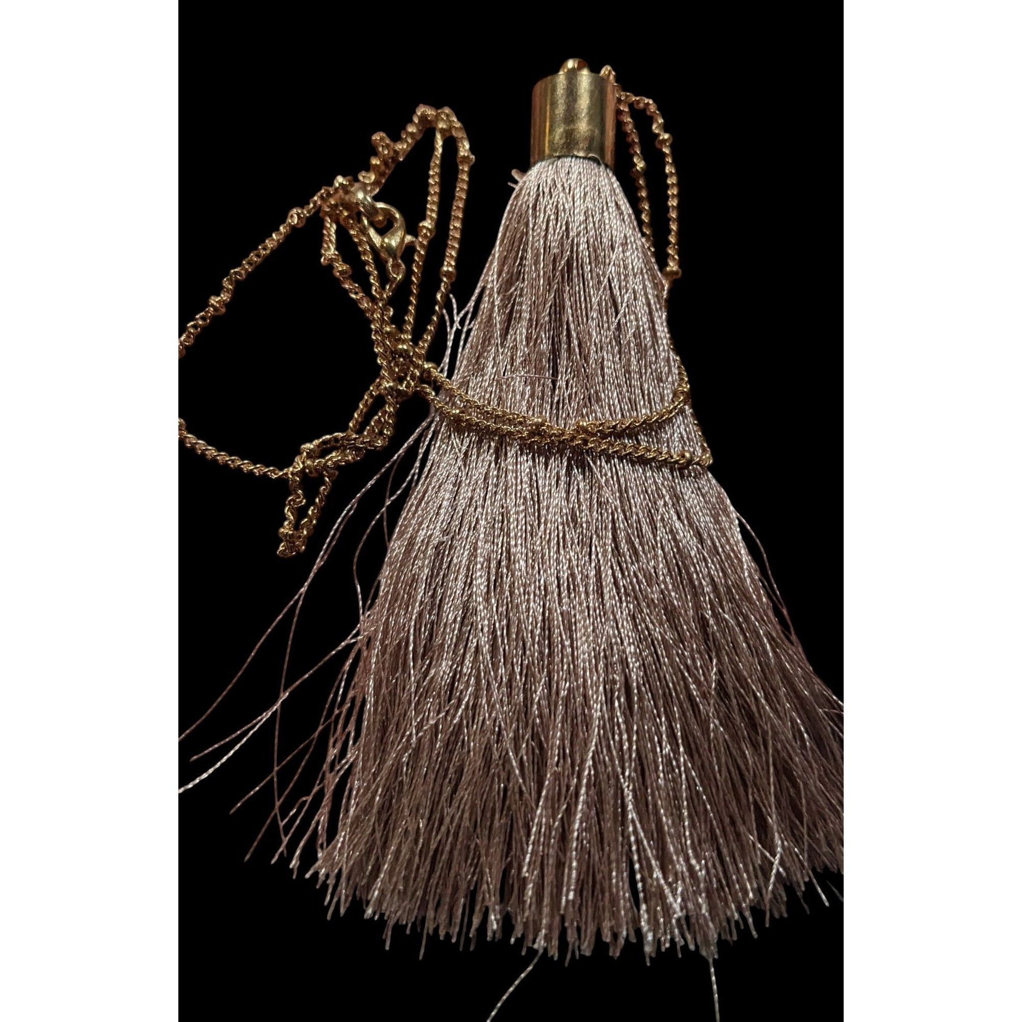 Other Bohemian Beige And Gold Tone Tassel Pendant Necklace Size ONE SIZE - 5 Thumbnail