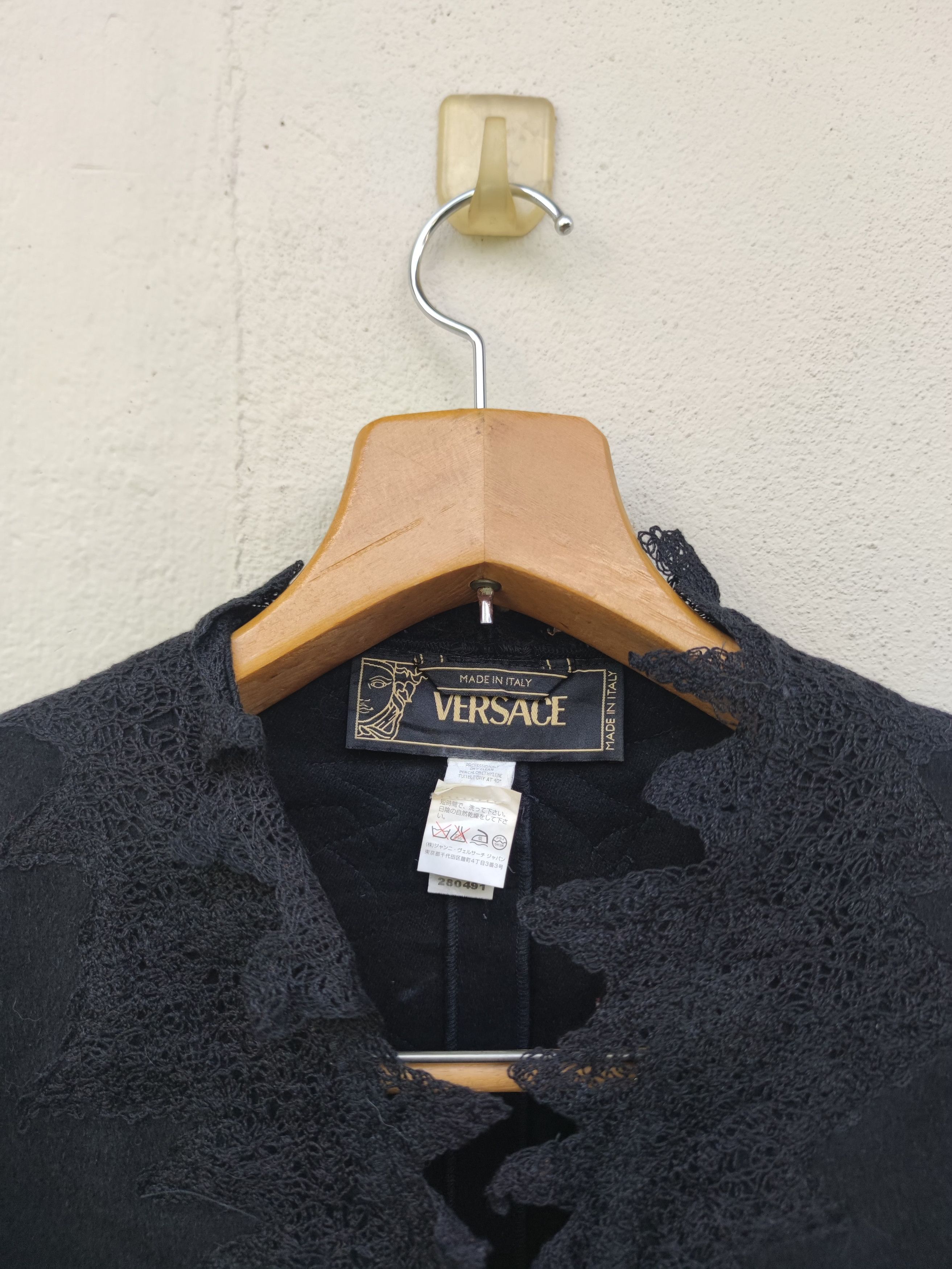 Versace Versace Black Wool Laces Blazer Made in Italy Size M / US 6-8 / IT 42-44 - 6 Thumbnail