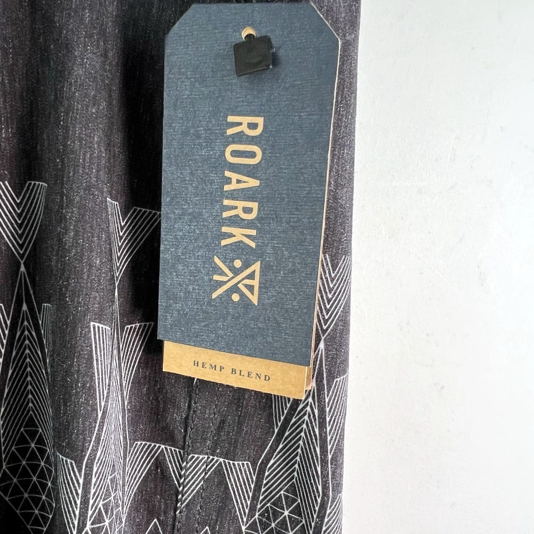 Roark ROARK The Passage Short Shorts Men’s 33 Black Lined Gym Casual Size US 33 - 2 Thumbnail