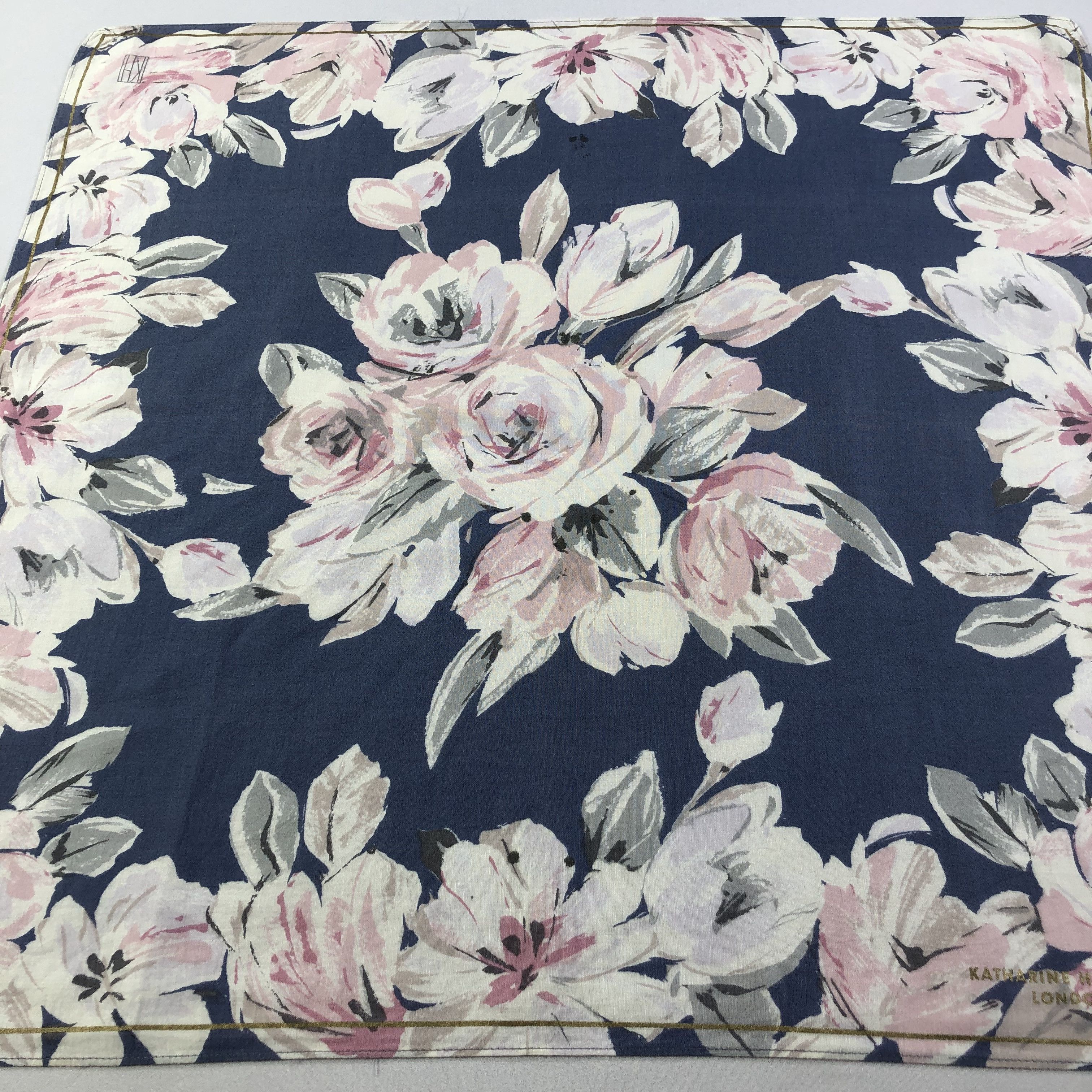 Katharine Hamnett London Katharine Hamnett Handkerchief Neckerchief Bandana H1554 Size ONE SIZE - 7 Thumbnail