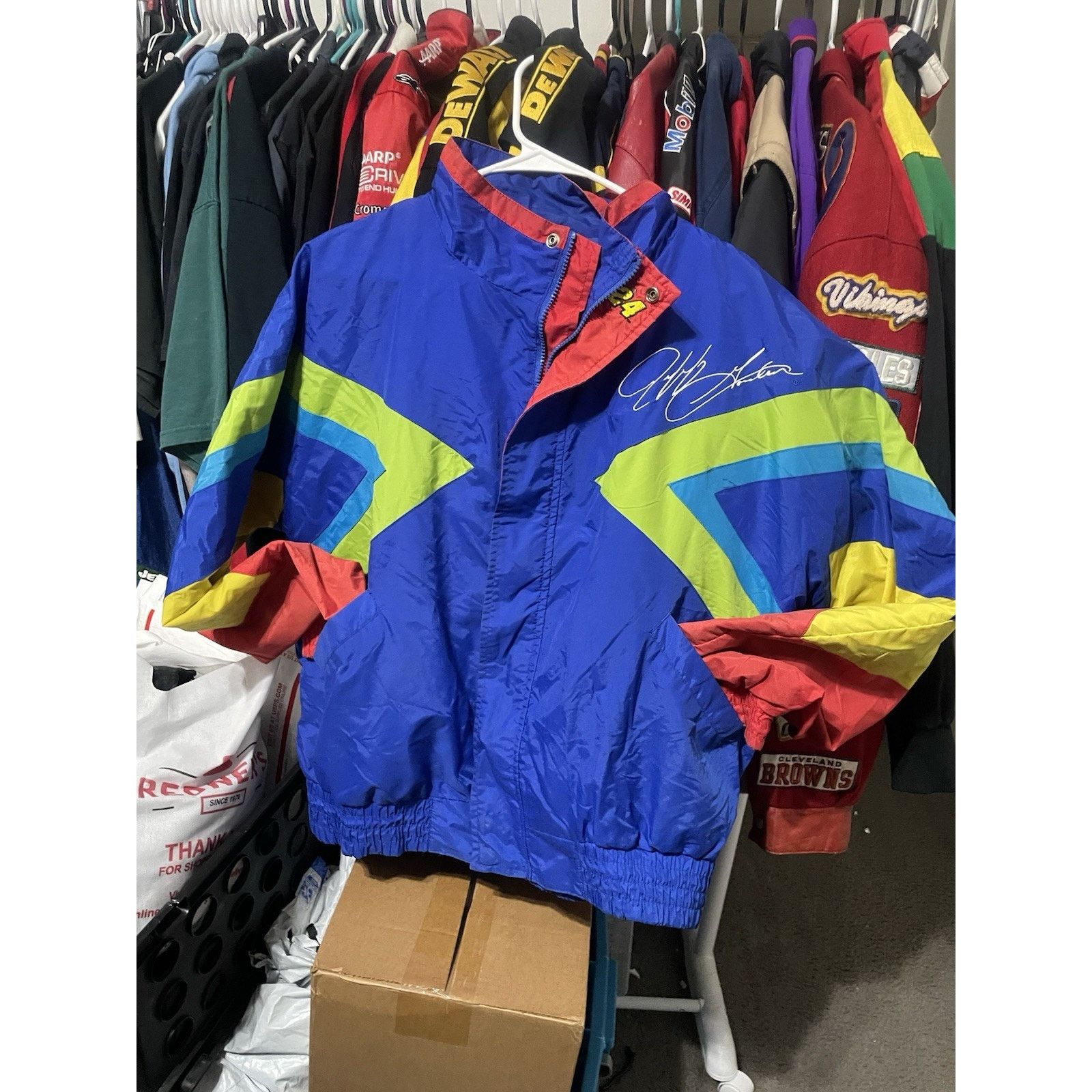 Chase Authentics Size L-VTG Jeff Gordon NASCAR Jacket Men Chase Authentics Size US L / EU 52-54 / 3 - 2 Thumbnail
