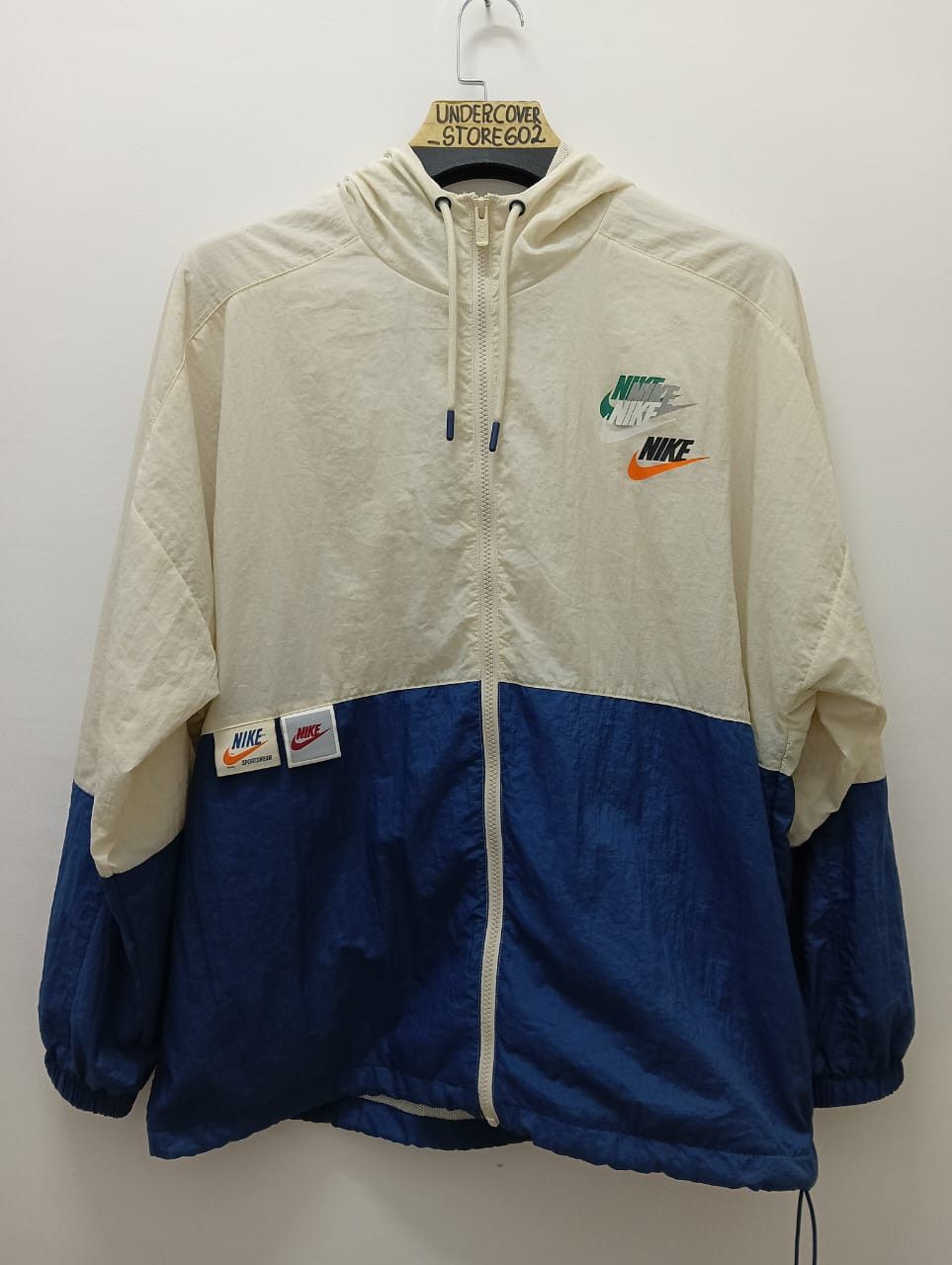 Japanese Brand × Vintage Best Offer 🔥Vintage Nike Bog Logo X-Large Size Size US XL / EU 56 / 4 - 8 Thumbnail