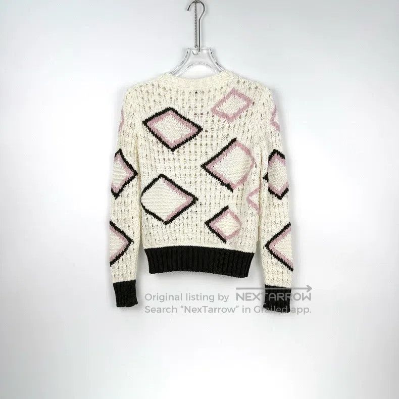 Chanel Chanel White classic pink logo knitwear sweater Size XXS / US 00 / IT 34 - 4 Thumbnail