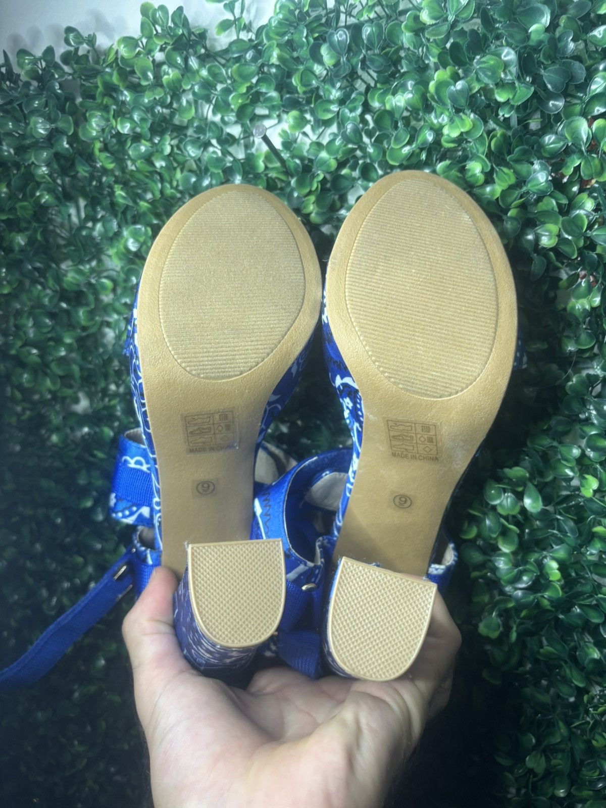 Other Blue bandana chunky heels Size US 9 / IT 39 - 8 Thumbnail