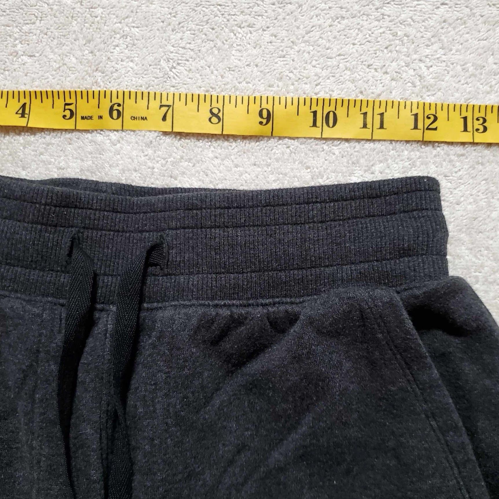 Under Armour Under Armour Sweat Shorts Athletic Men’s S Gray Fleece Pockets Drawstring Easy Care Size US 29 - 3 Thumbnail