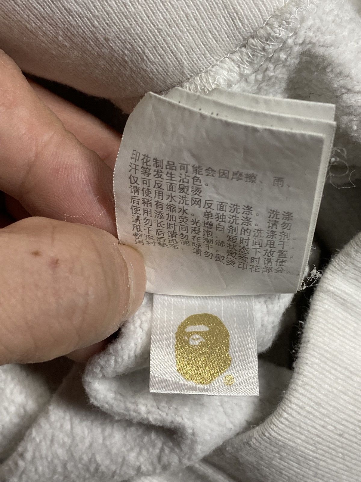 Bape A Bathing Ape White Camo Bape Glow Camo Sweat Shorts Medium Size US 29 - 12 Thumbnail