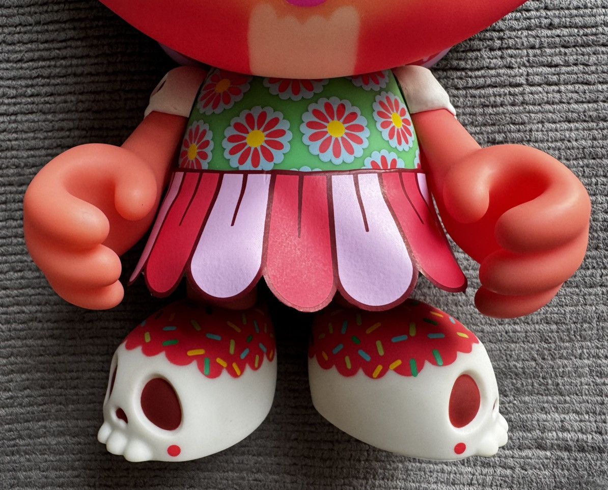 Other SUPERPLASTIC Art Toy Candivera Superjanky 8" Caramelaw Size ONE SIZE - 12 Thumbnail