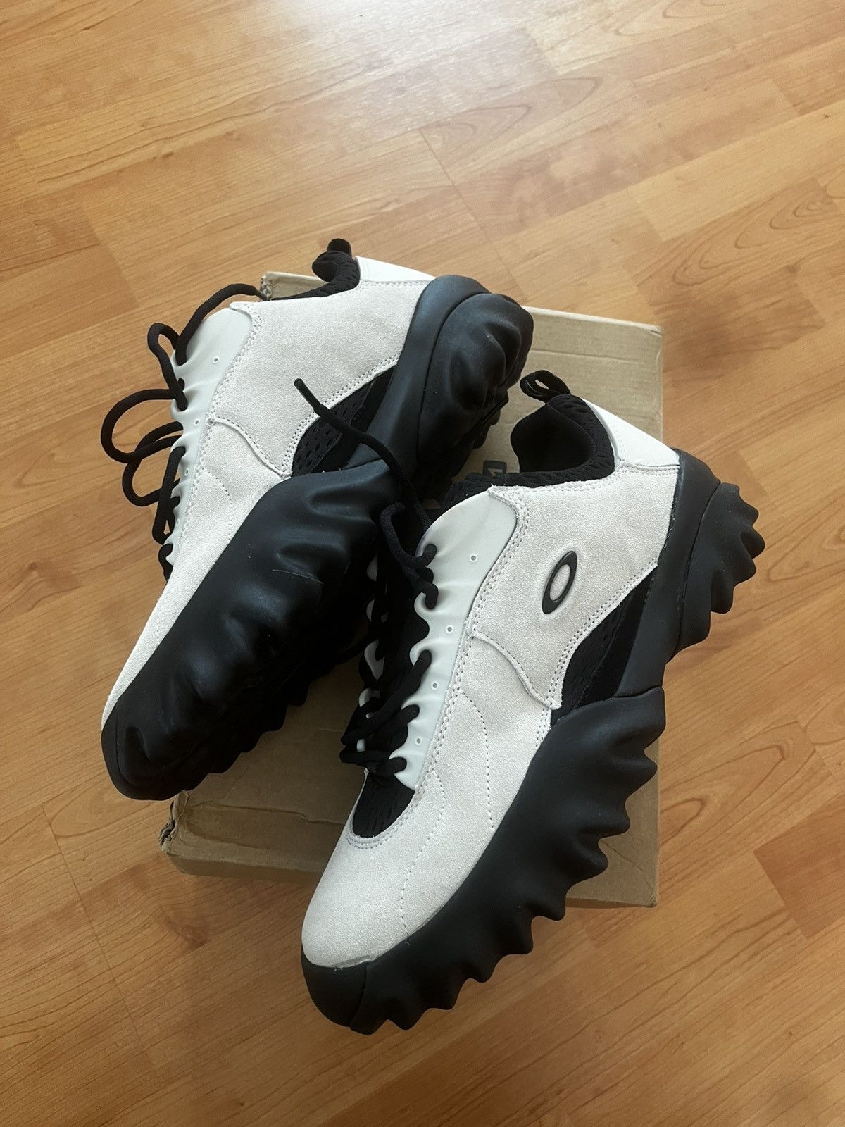Oakley OAKLEY FACTORY CHOP SAW Size US 11 / EU 44 - 7 Thumbnail
