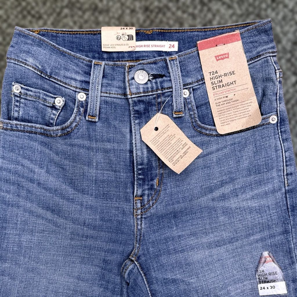 Levi's Levi's 724 High Rise Slim Straight Jeans Womens 24 Denim Stretch Medium Blue 30 Inseam Size 42" / US 20 - 1 Thumbnail