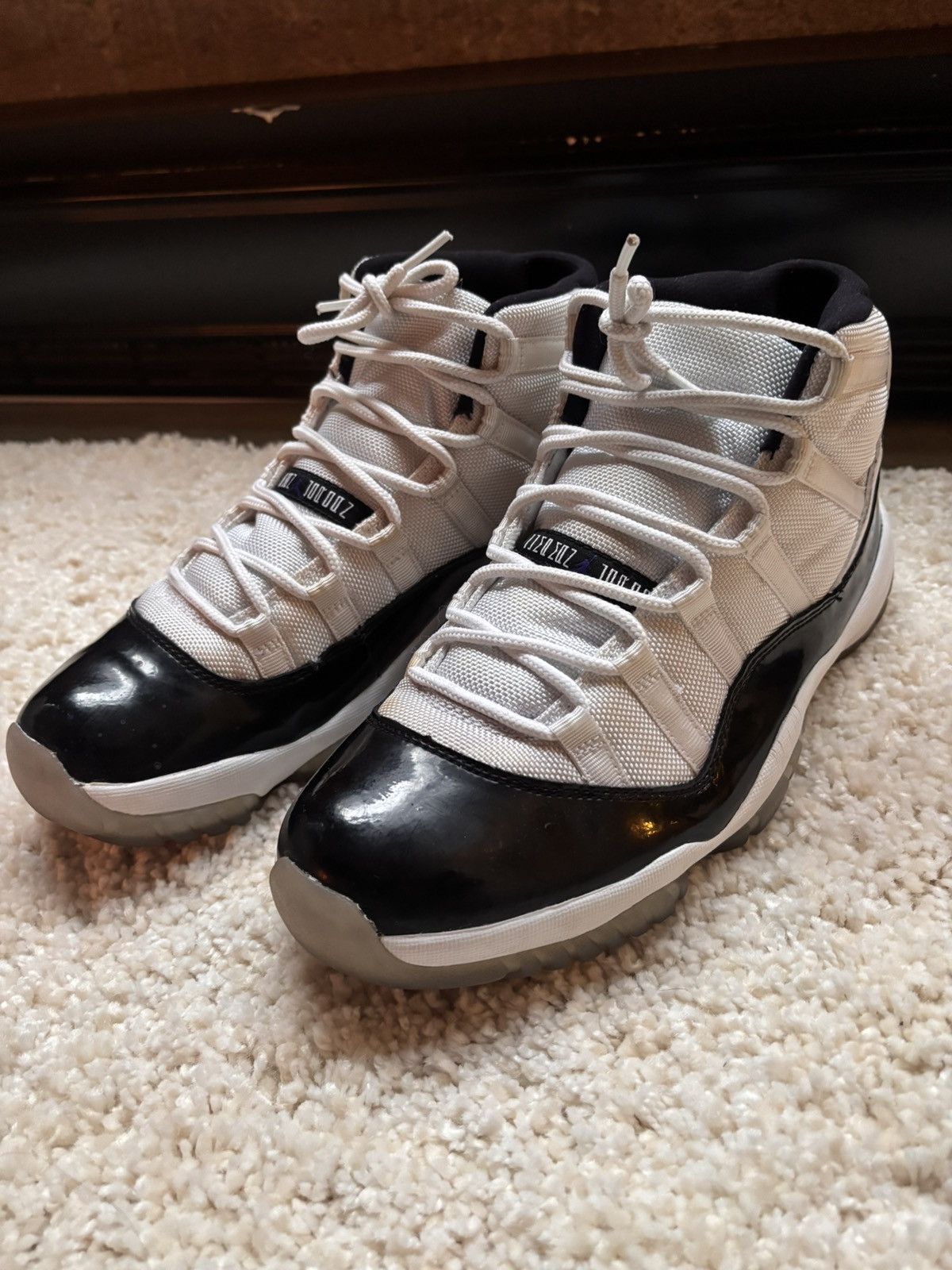 Jordan Brand Air Jordan 11 Retro “Concord” Size US 11 / EU 44 - 1 Thumbnail