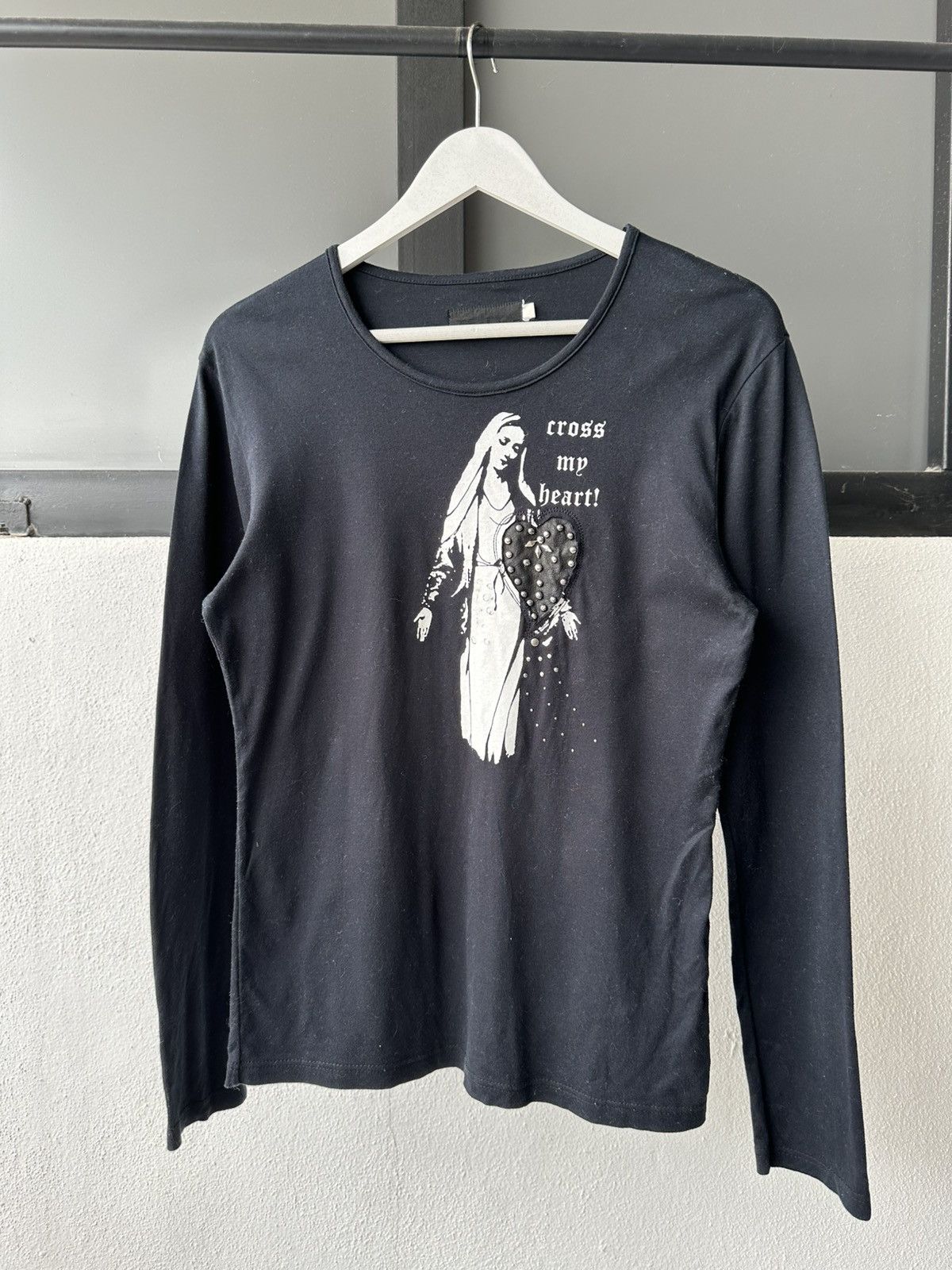 L7 Real Hip SS09 L7 Real Hip '' Cross my heart '' black long sleeve Size US S / EU 44-46 / 1 - 9 Thumbnail