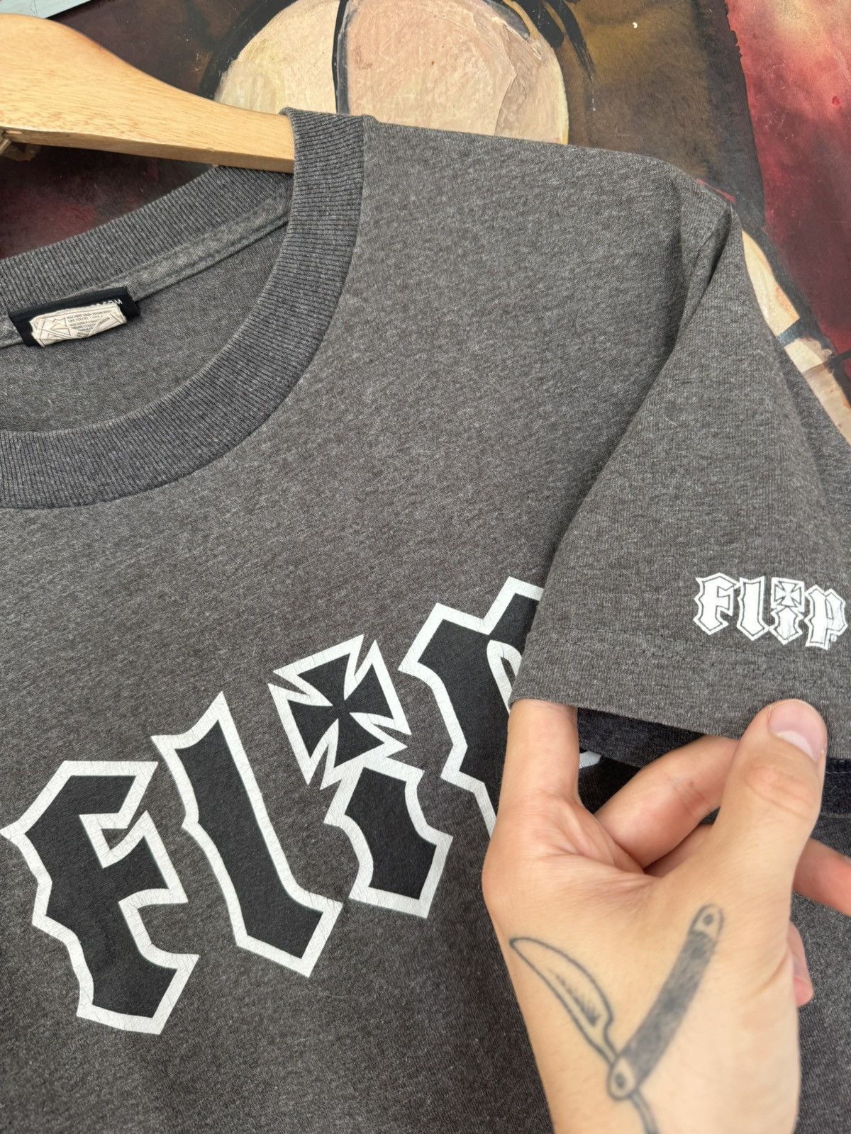 Vintage Flip Skateboards Vintage 90s Classic Logo Skate Tee Rare Sk8 Size US S / EU 44-46 / 1 - 2 Thumbnail
