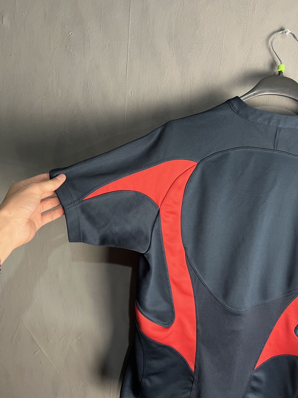 Nike Vintage 00s Nike O2 England rugby jersey Rose black hype y2k Size US M / EU 48-50 / 2 - 11 Thumbnail