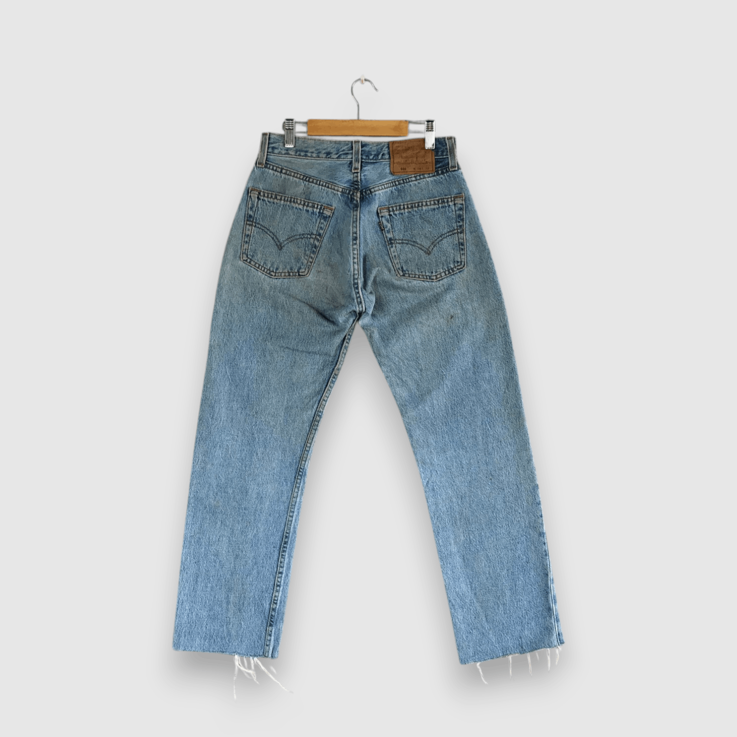 Levi's Vintage Levis 501 Jeans Dirty Levi's Faded Stone Wash Denim Size 26" / US 2 / IT 38 - 2 Thumbnail