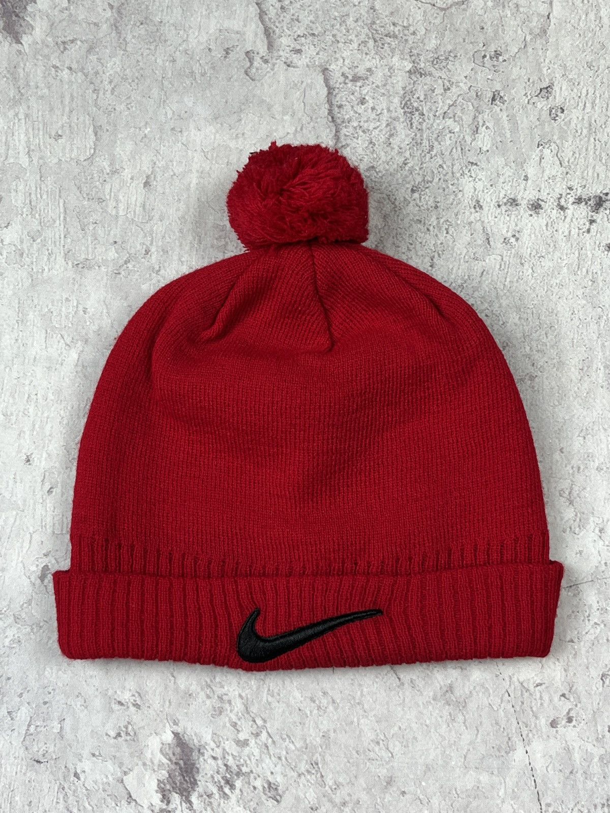 Vintage Vintage Y2K Nike Ski Winter Red Hat With Bubo Size ONE SIZE - 6 Thumbnail