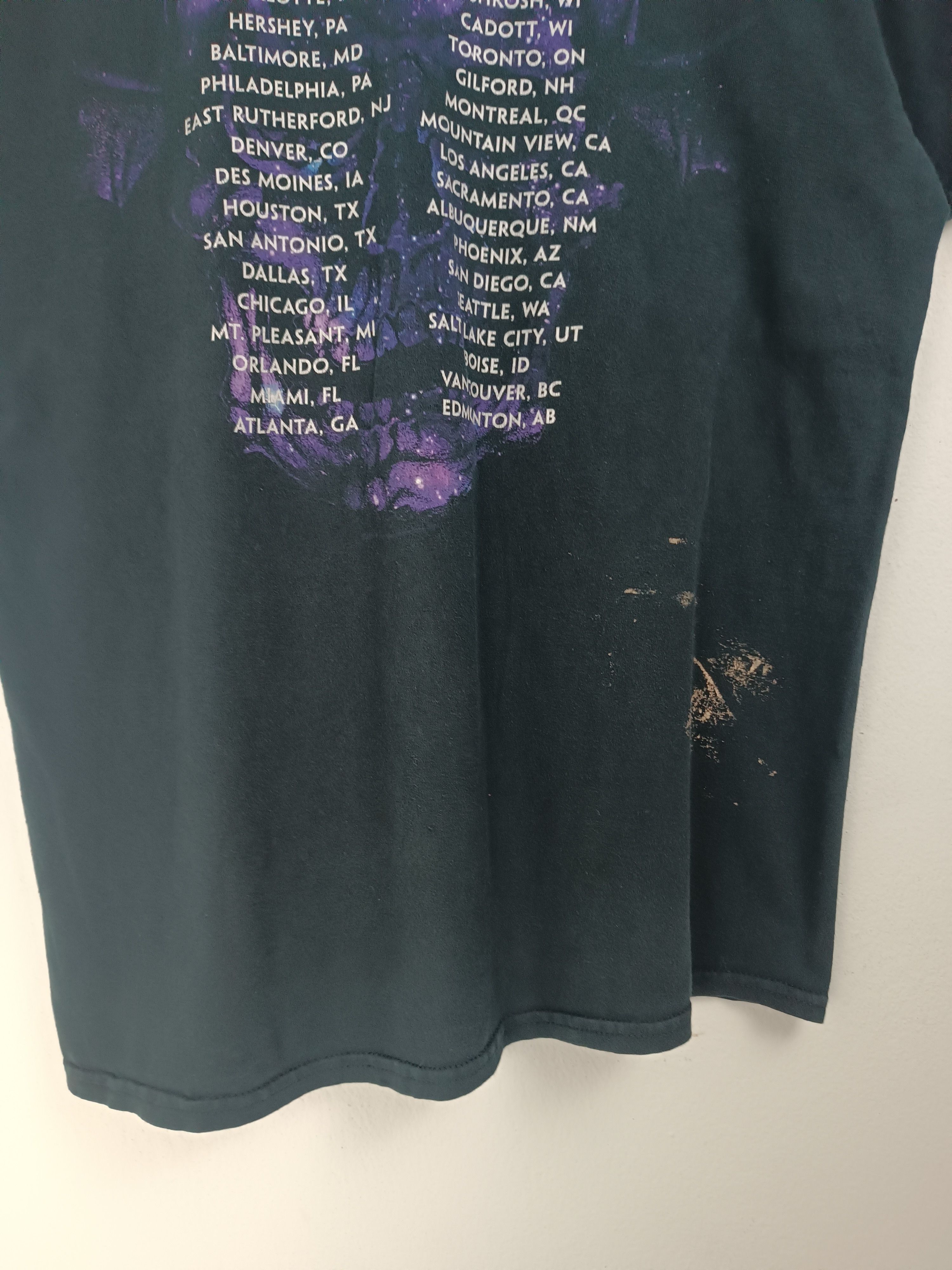 Band Tees THRASHED FADED VINTAGE A7X AVENGED SEVENFOLD 2017 TOUR METAL Size US L / EU 52-54 / 3 - 15 Thumbnail