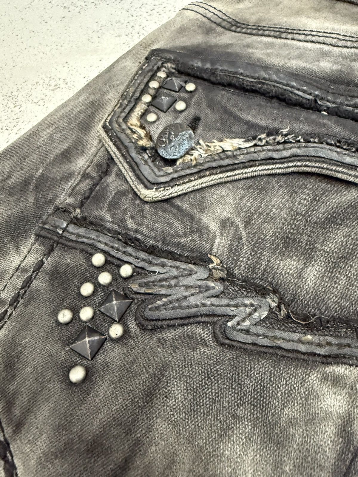 Hysteric Glamour Pasta Denim Studded Shadow Wash Claw Mark Jeans Size US 30 / EU 46 - 22 Thumbnail