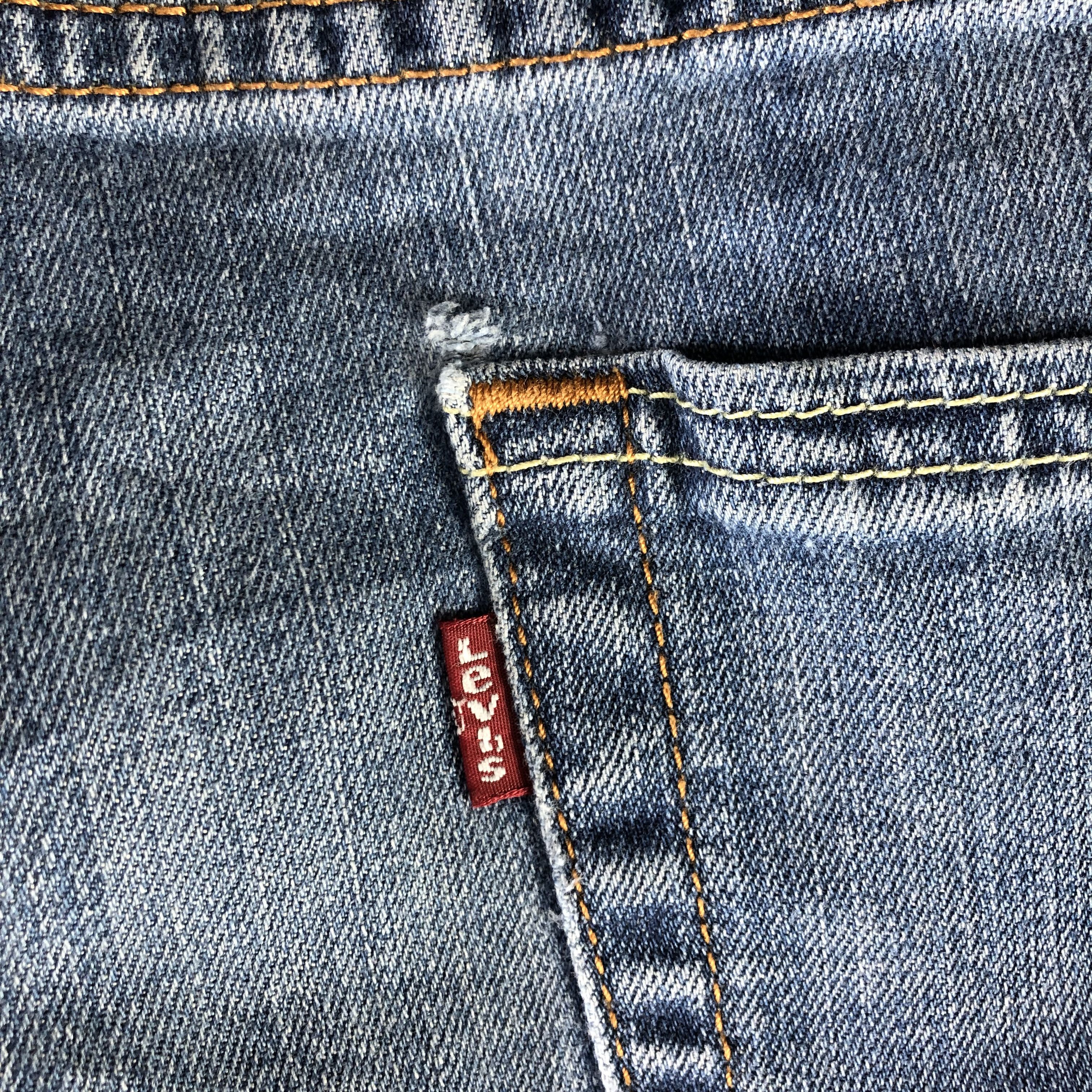 Levi's × Vintage Vintage Blue Wash Levis 559 Jeans-JM3417 Size US 42 / EU 58 - 11 Thumbnail