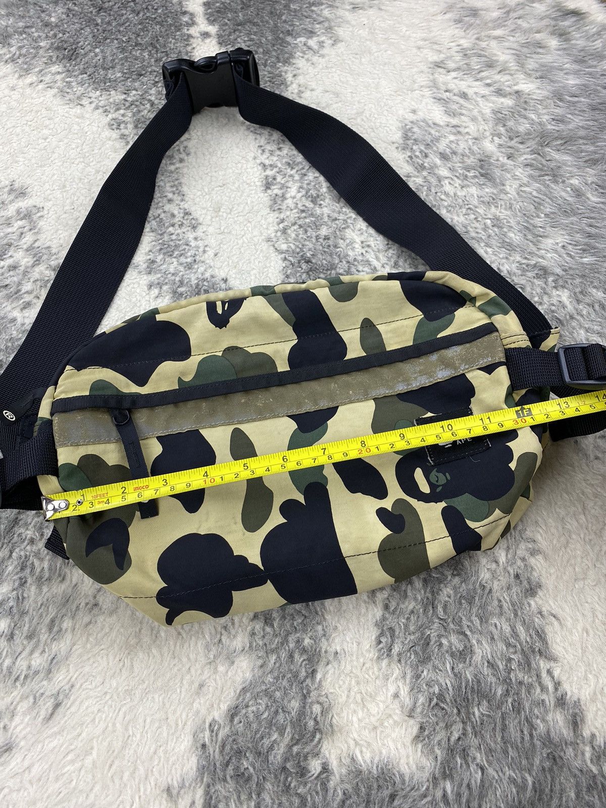 Bape Vintage BAPE 1st Camo Waist Bag Nigo Era Size ONE SIZE - 22 Thumbnail