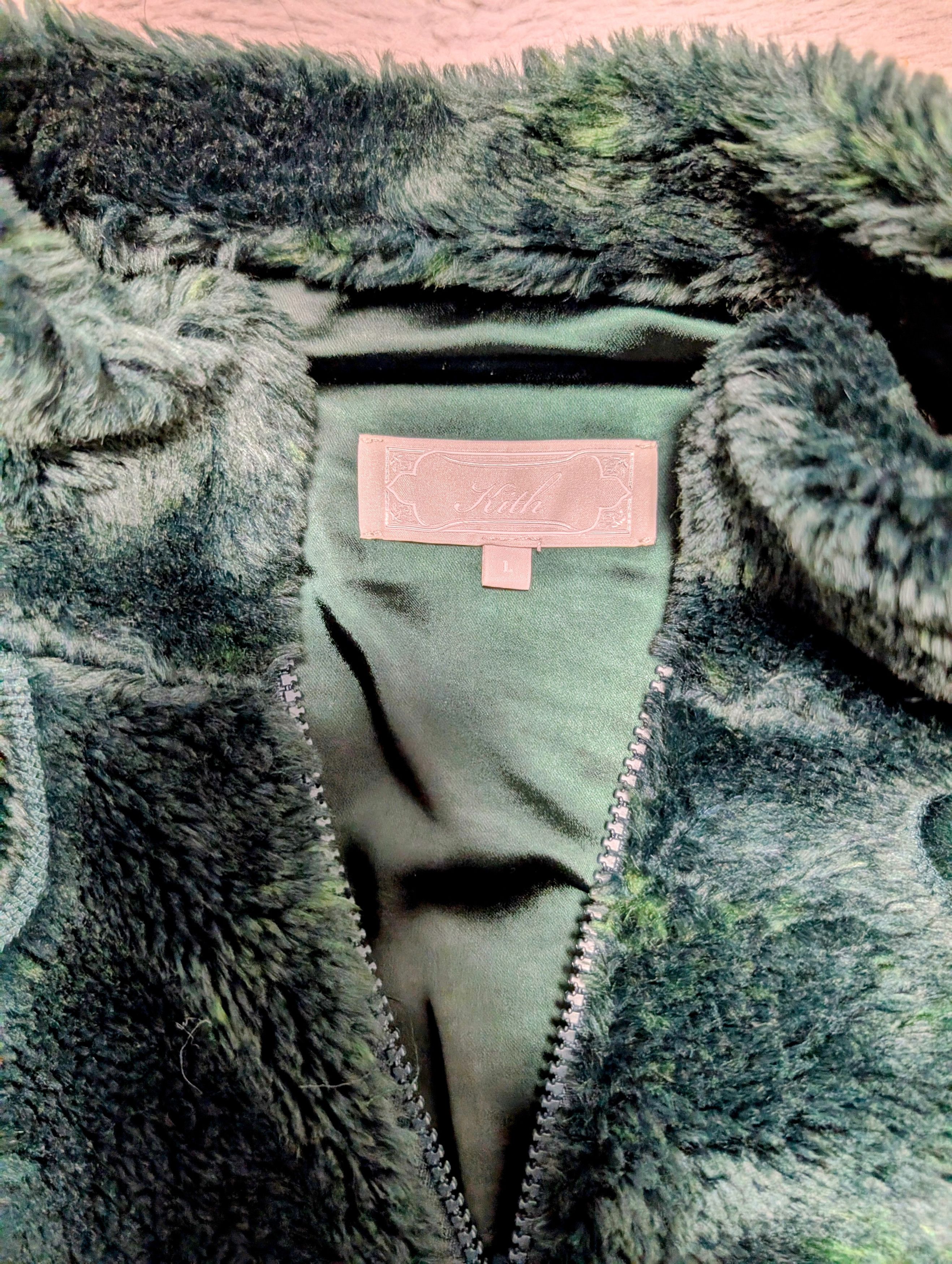 Kith Kith RARE Hazy Script Sherpa Full Zip! Size US L / EU 52-54 / 3 - 6 Thumbnail