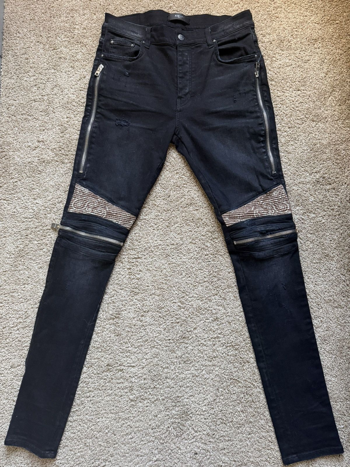 Amiri AMIRI MX2 Brown Bandana Jeans in Antique Black, size 33 Size US 33 - 1 Thumbnail