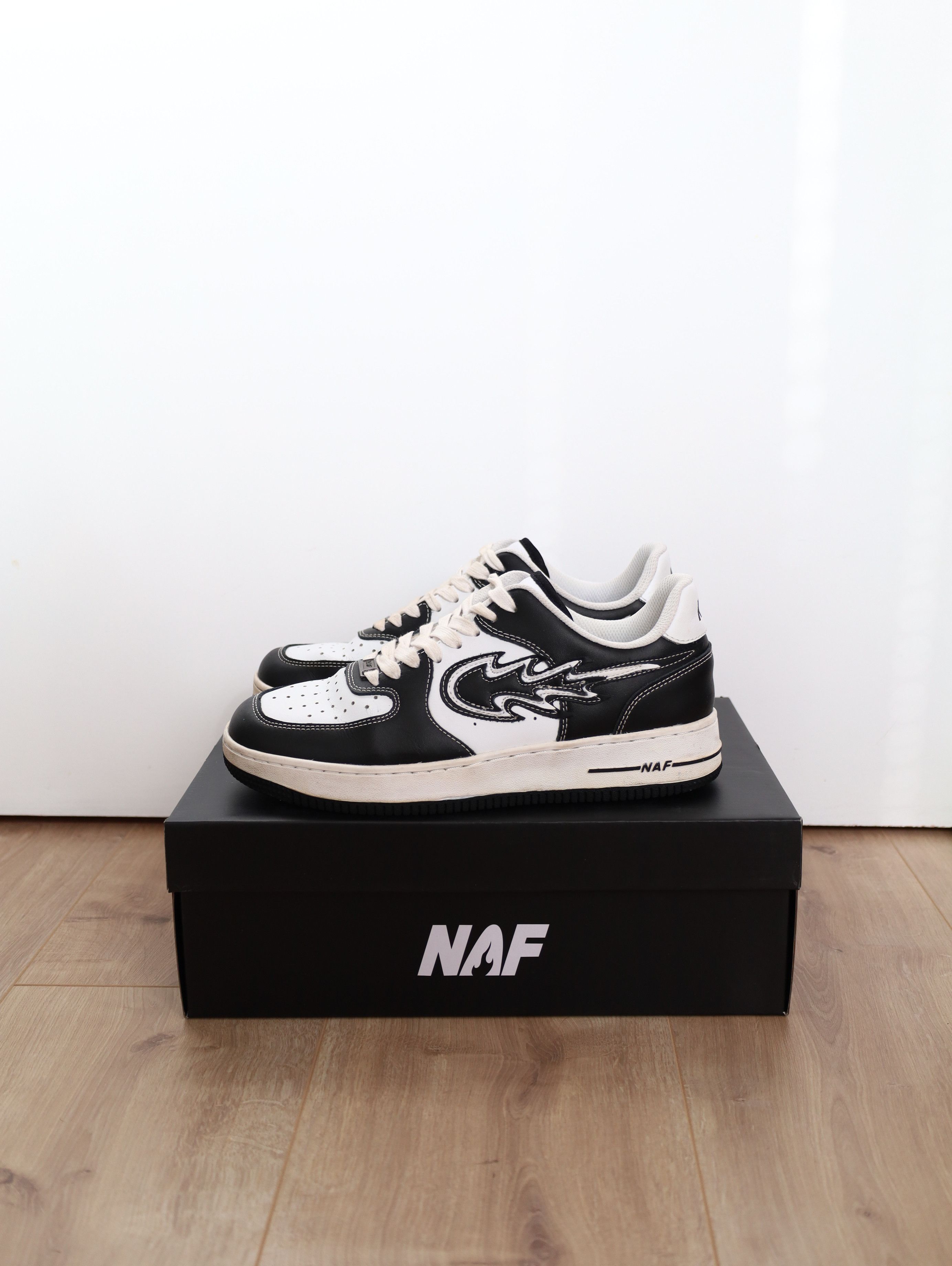 Other Naf Global Panda Custom Sneakers Size US 10.5 / EU 43-44 - 2 Thumbnail