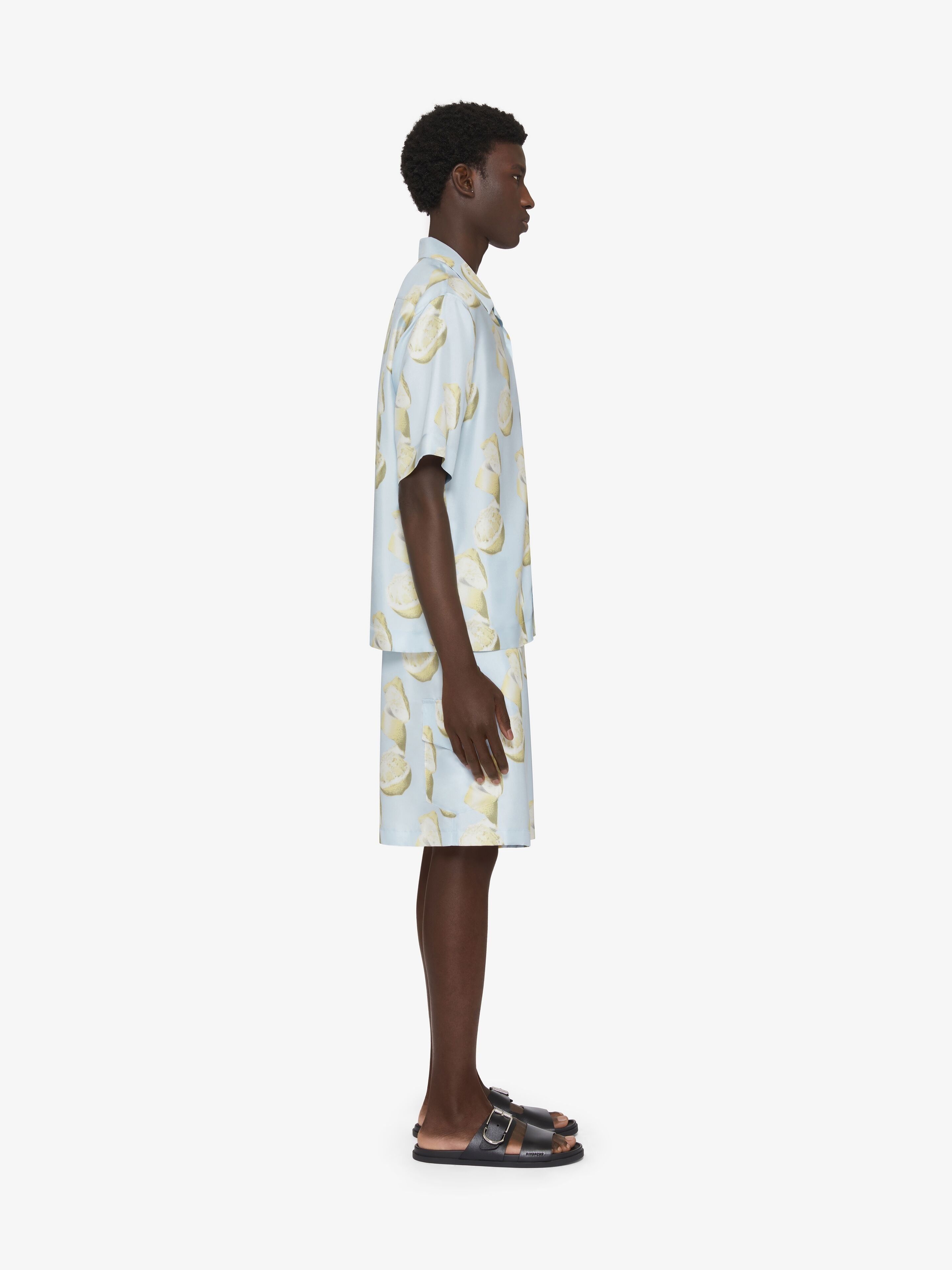 Givenchy o1w1db10925 Two Pockets Wide Plage Shorts in Multicolor Size US 38 / EU 54 - 3 Thumbnail