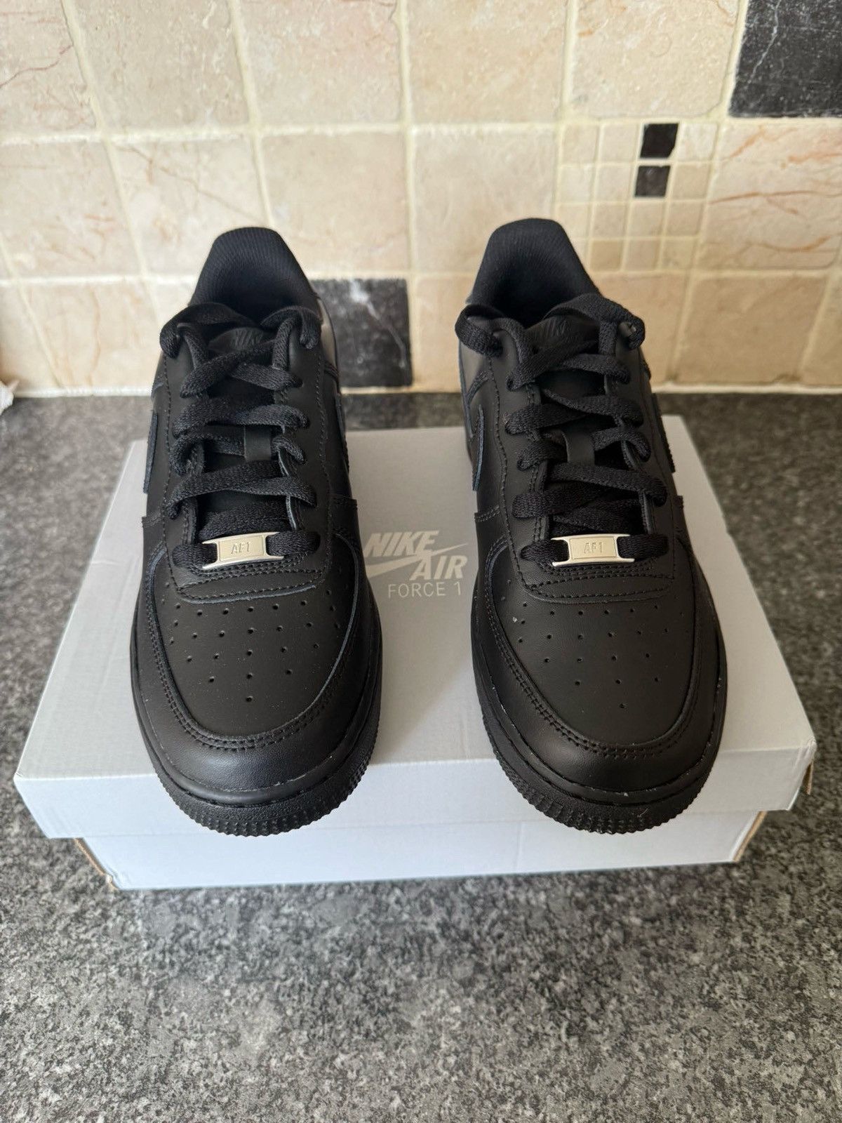 Nike Triple black AF1 Size US 7.5 / EU 40-41 - 1 Thumbnail