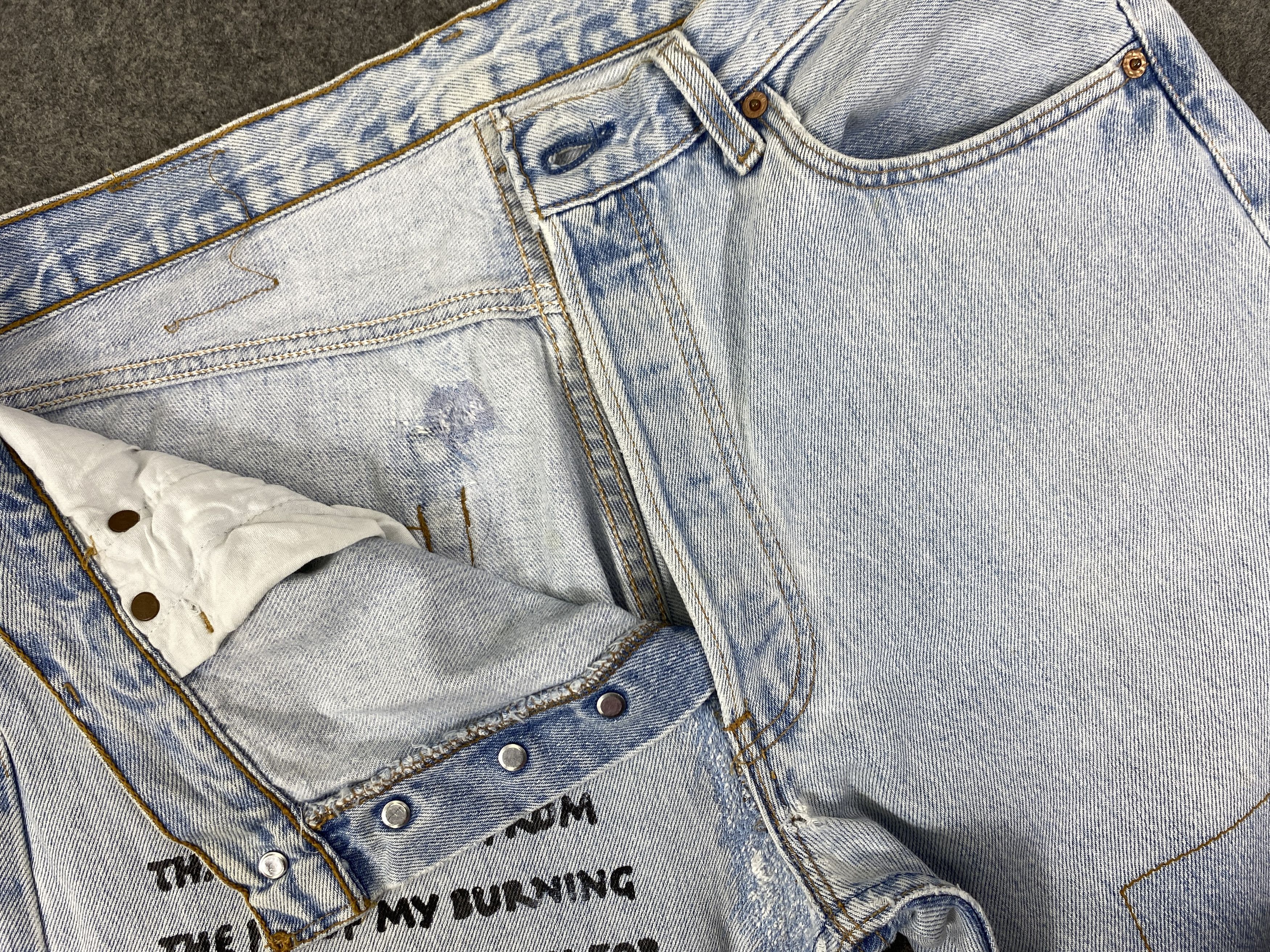 Levi's Light Blue Wash Vintage Levis Jeans 33x32.5 - JN3098 Size US 33 - 7 Thumbnail