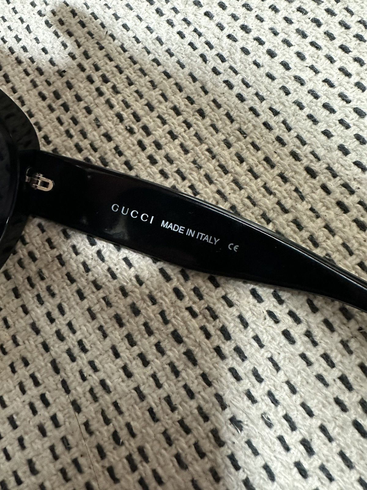 Gucci Gucci Vintage GG2408 Sunglasses Size ONE SIZE - 5 Thumbnail