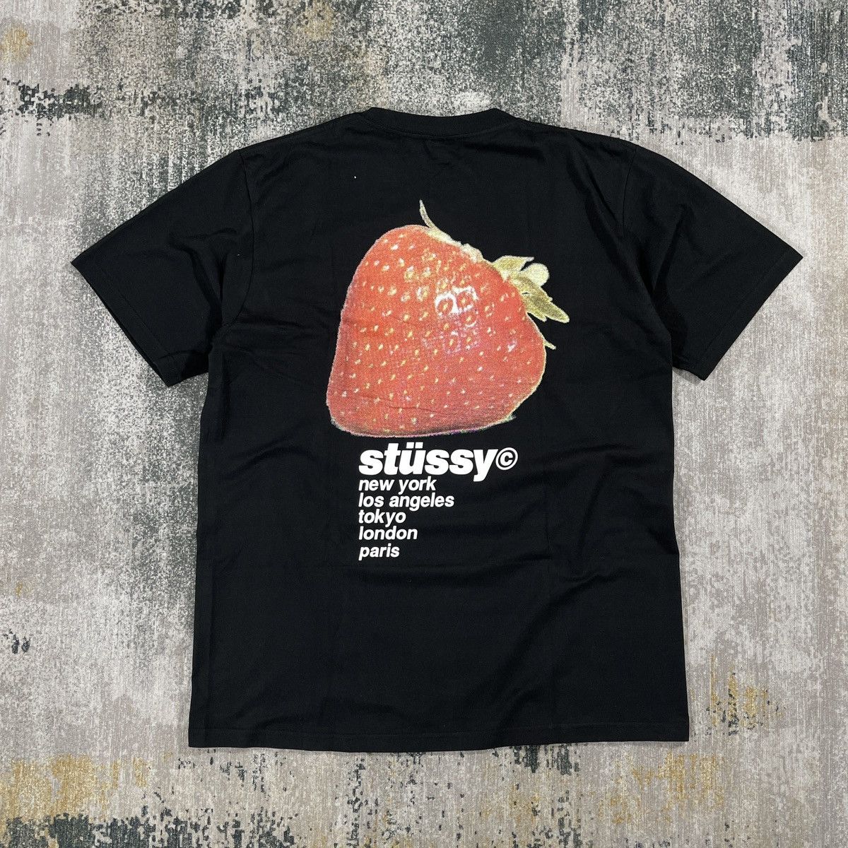 image of Stussy " Strawberry Cities " Tshirt Medium in Black, Men's