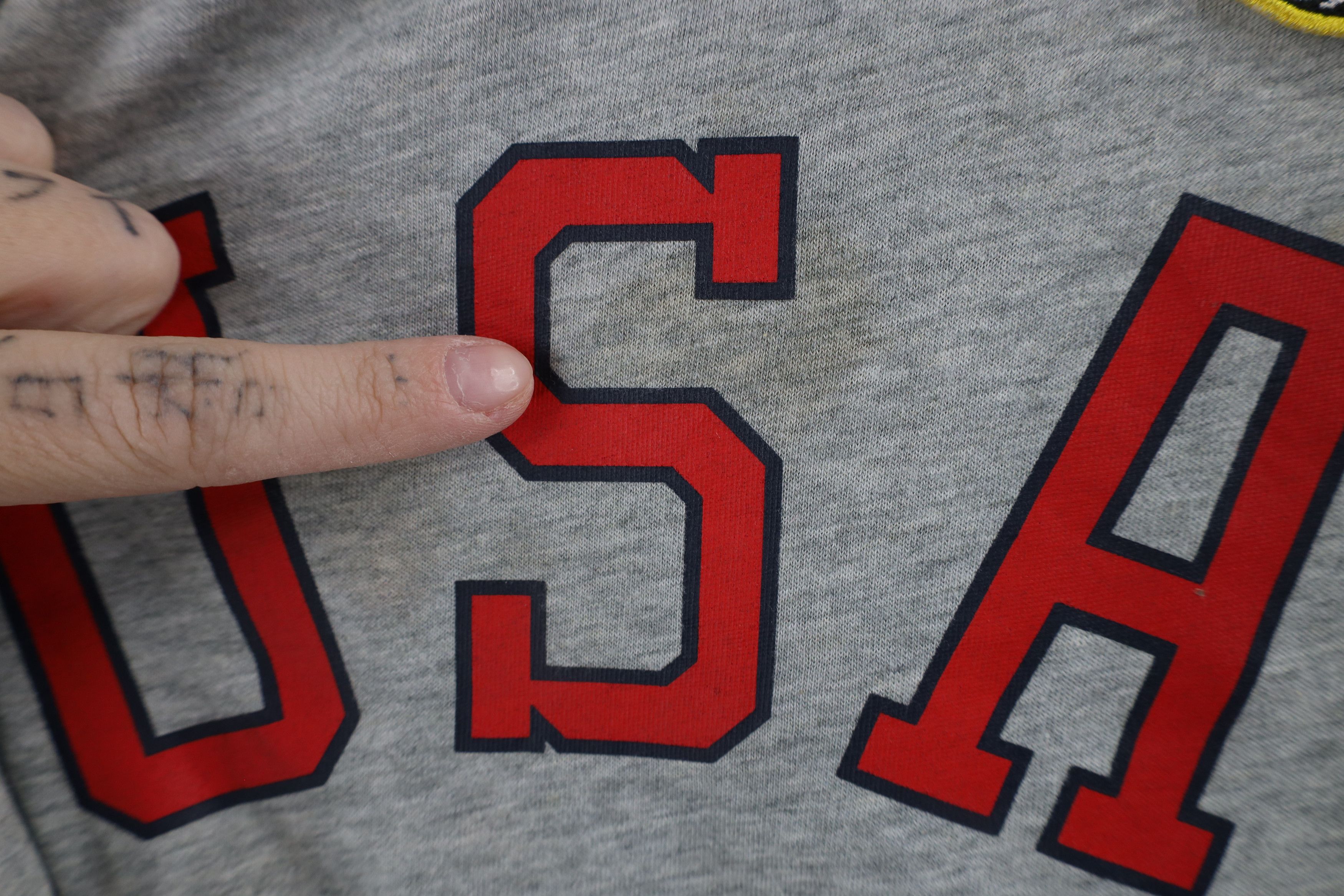 Nike × Vintage Retro Nike USA Olympics Crest Patch T-Shirt Heather Gray Size 3XL / US 20-22 - 6 Thumbnail