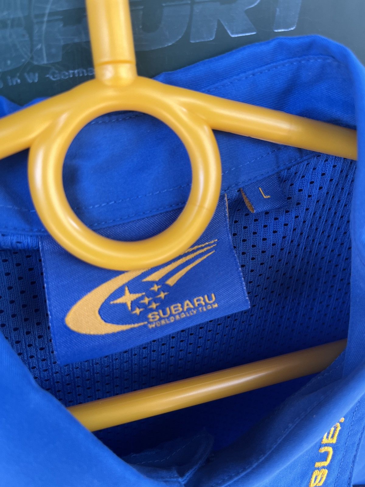 Formula 1 Vtg Subaru rally team shirt 🏎️ Pirelli L Size US L / EU 52-54 / 3 - 4 Thumbnail