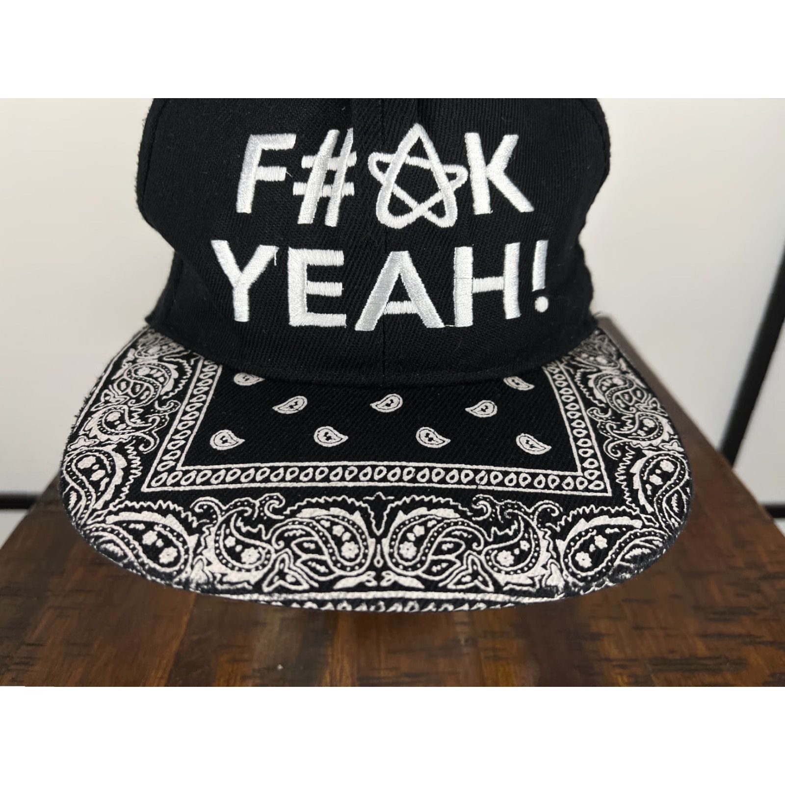 Vintage Unbranded Hat Cap Snap Back Adult One Size Black Embroidered Paisley Polyester Size ONE SIZE - 3 Thumbnail
