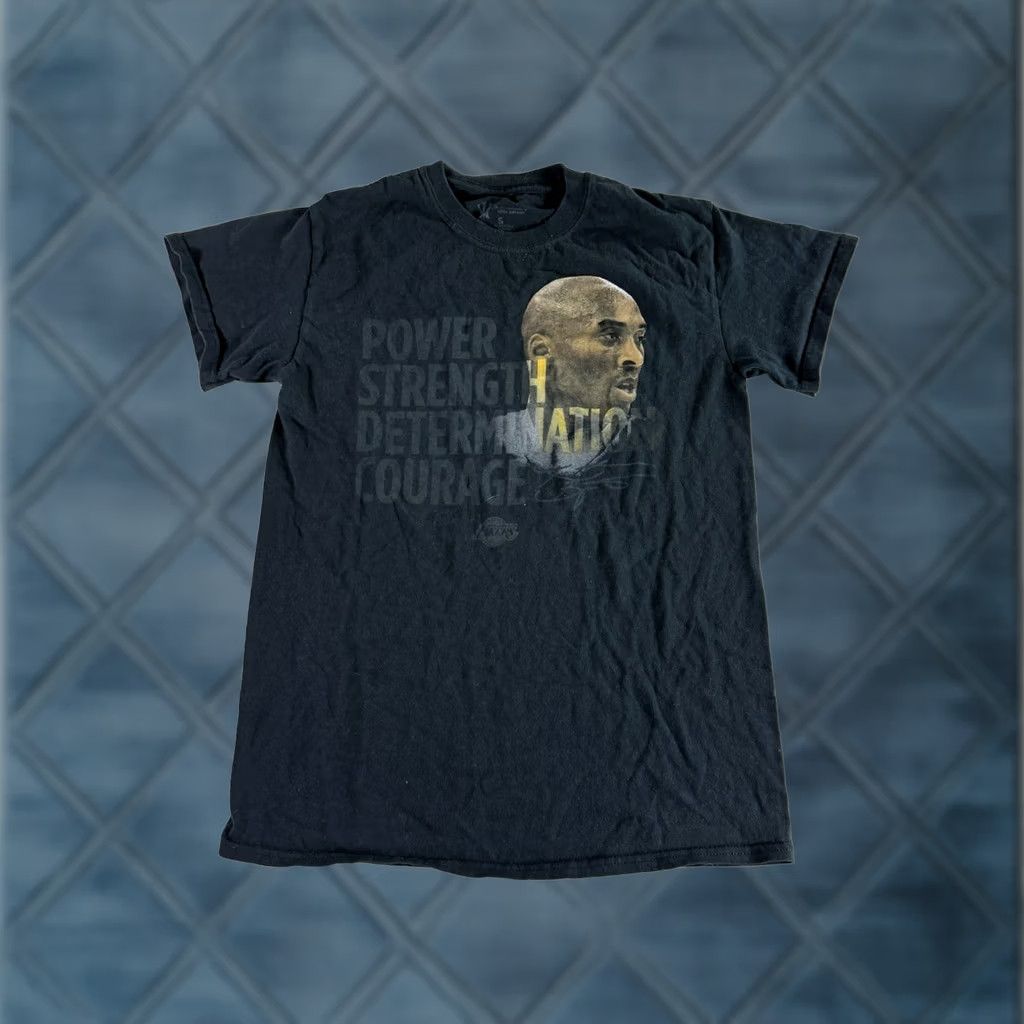 Vintage KOBE BRYANT POWER STRENGTH DETERMINATION COURAGE Official Merch T Shirt Black Adult SMALL Size US S / EU 44-46 / 1 - 1 Thumbnail