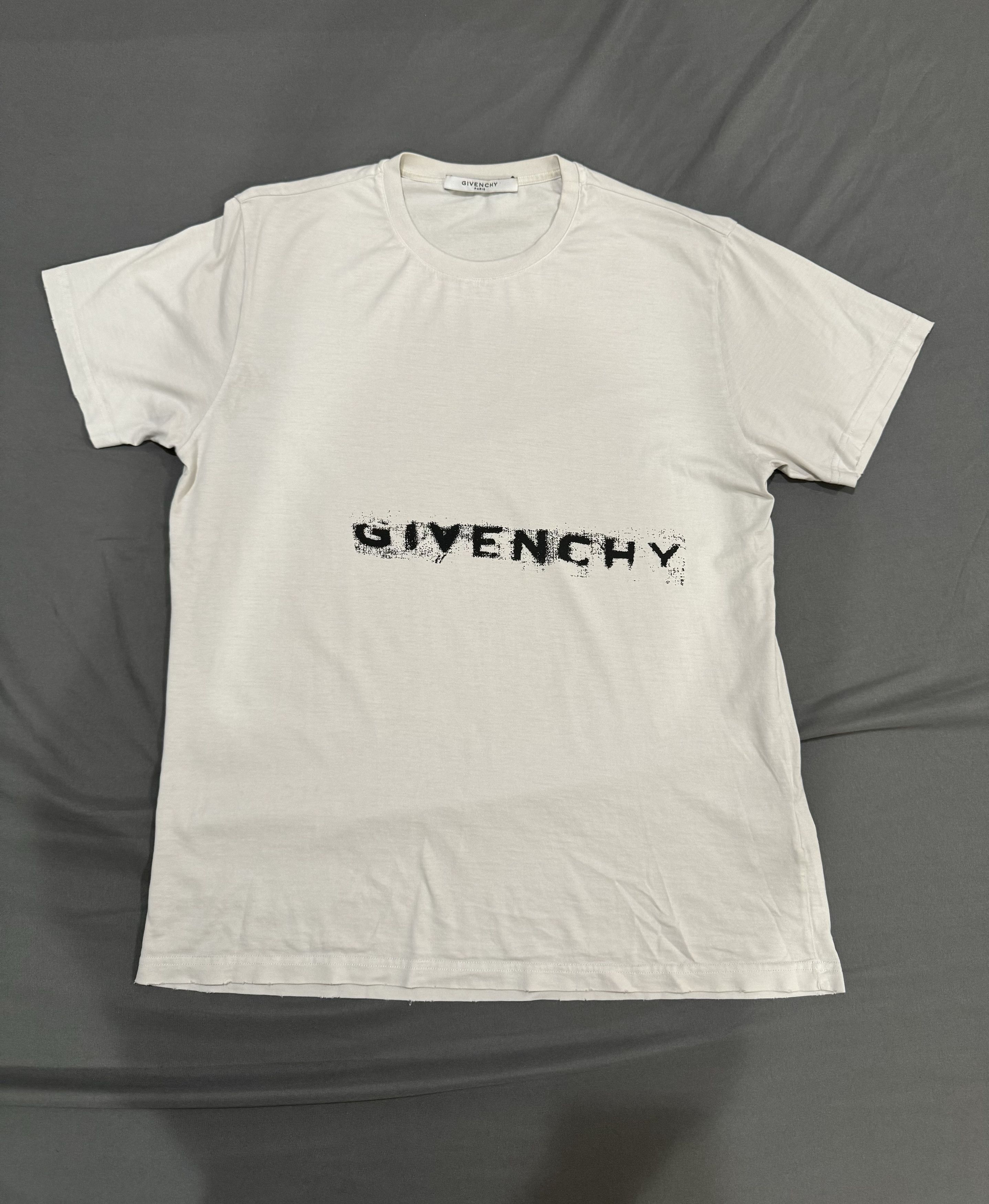 Givenchy Givenchy Faded Logo Tee Size US S / EU 44-46 / 1 - 1 Thumbnail