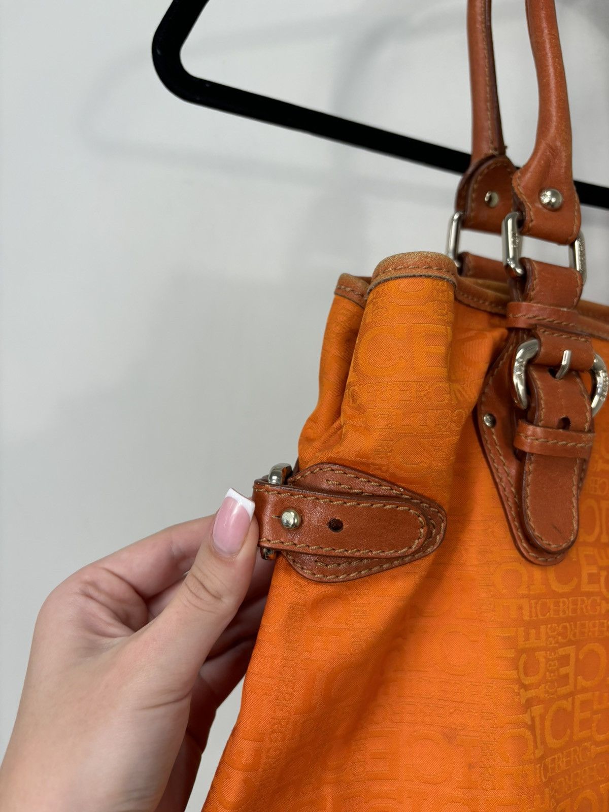Iceberg Iceberg Vintage Designer Rare Orange Canvas Leather Tote Bag Size ONE SIZE - 8 Thumbnail