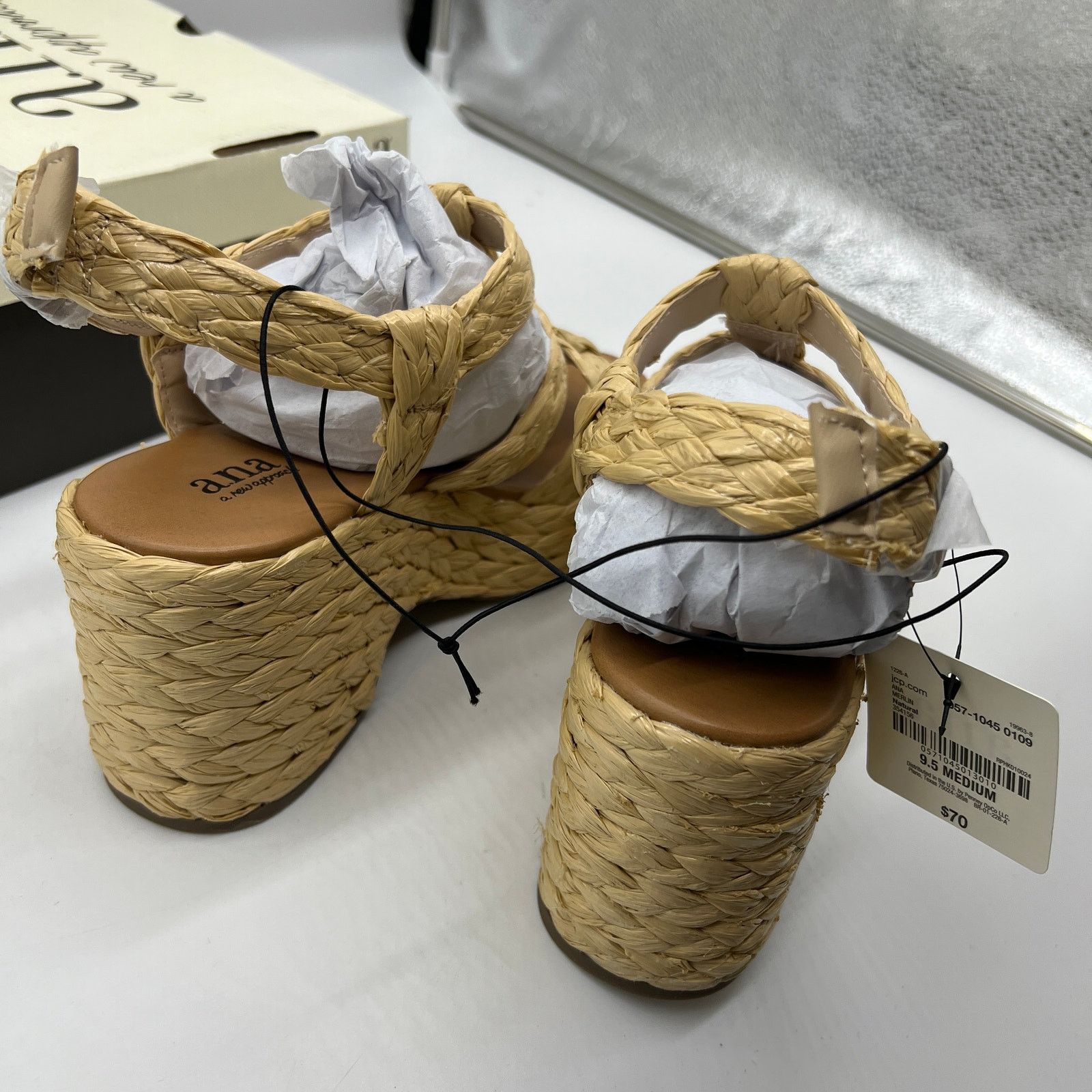 Other a.n.a Womens Merlin Wedge Sandals Brown Natural Size 9.5M Size US 9.5 / IT 39.5 - 7 Thumbnail
