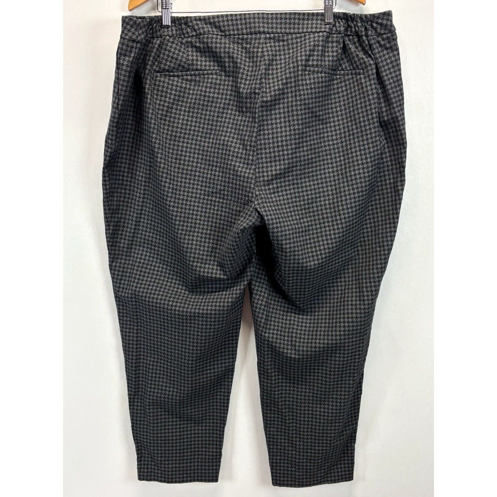 Talbots Talbots Hampshire Ankle Pants 24W Plus Houndstooth Stretch Womens Grey & Black Size 42" / US 20 - 3 Thumbnail
