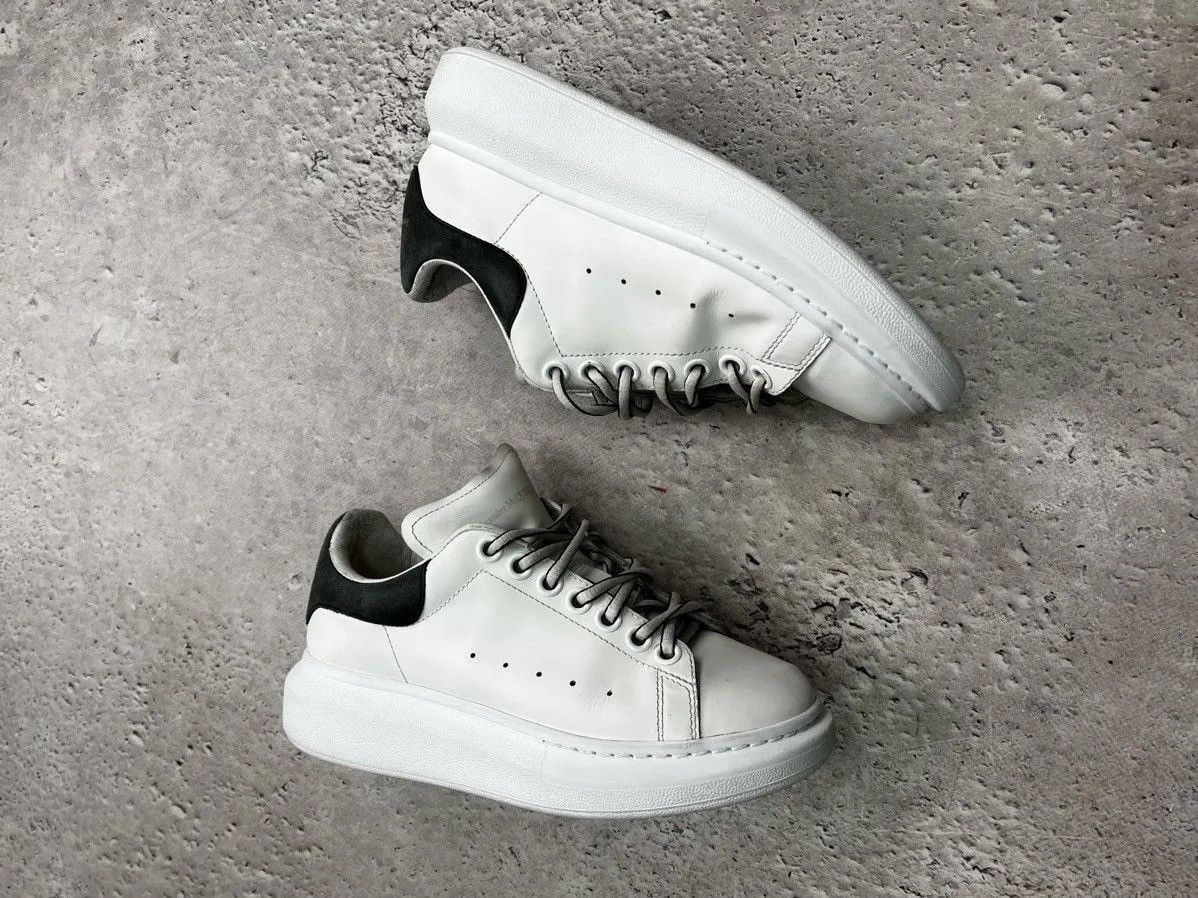 Alexander McQueen Alexander McQueen Avant-Garde White Luxury Boots Size US 6 / IT 36 - 13 Thumbnail