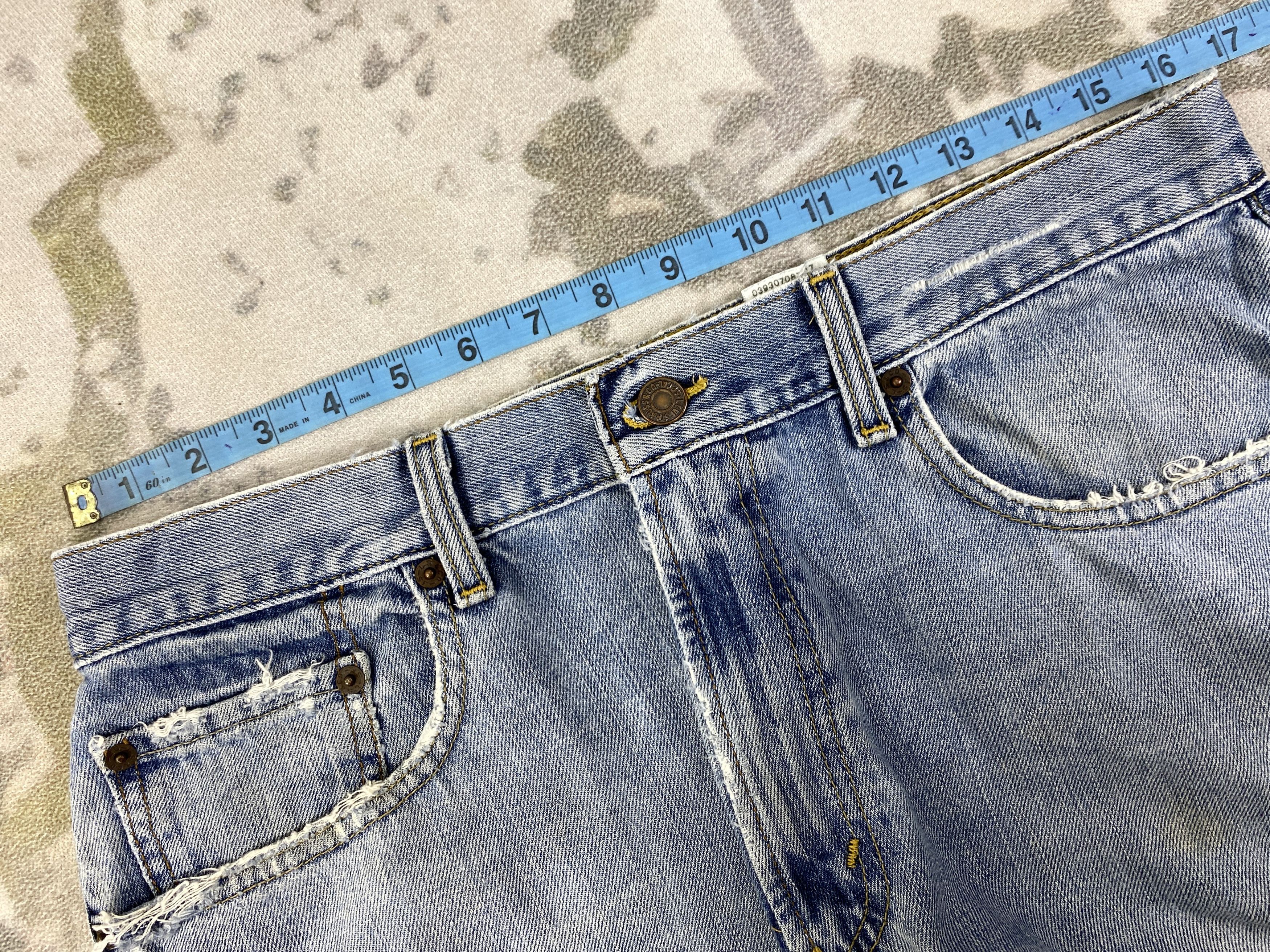 Levi's Blue Wash Vintage Levi's 569 Loose Straight Denim -JN420 Size US 33 - 5 Thumbnail