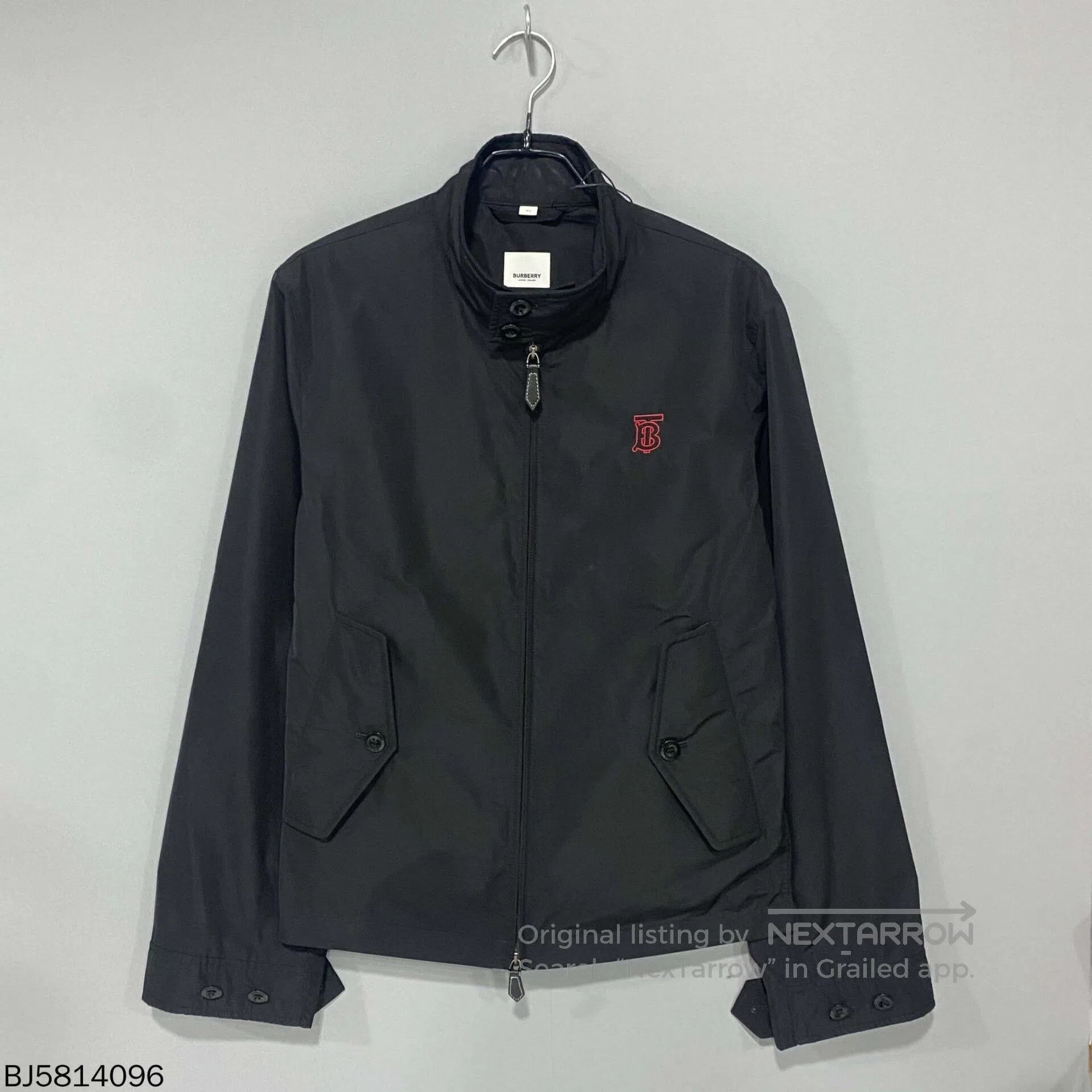 Burberry burberry logo zip-up jacket in black. Size US M / EU 48-50 / 2 - 1 Thumbnail
